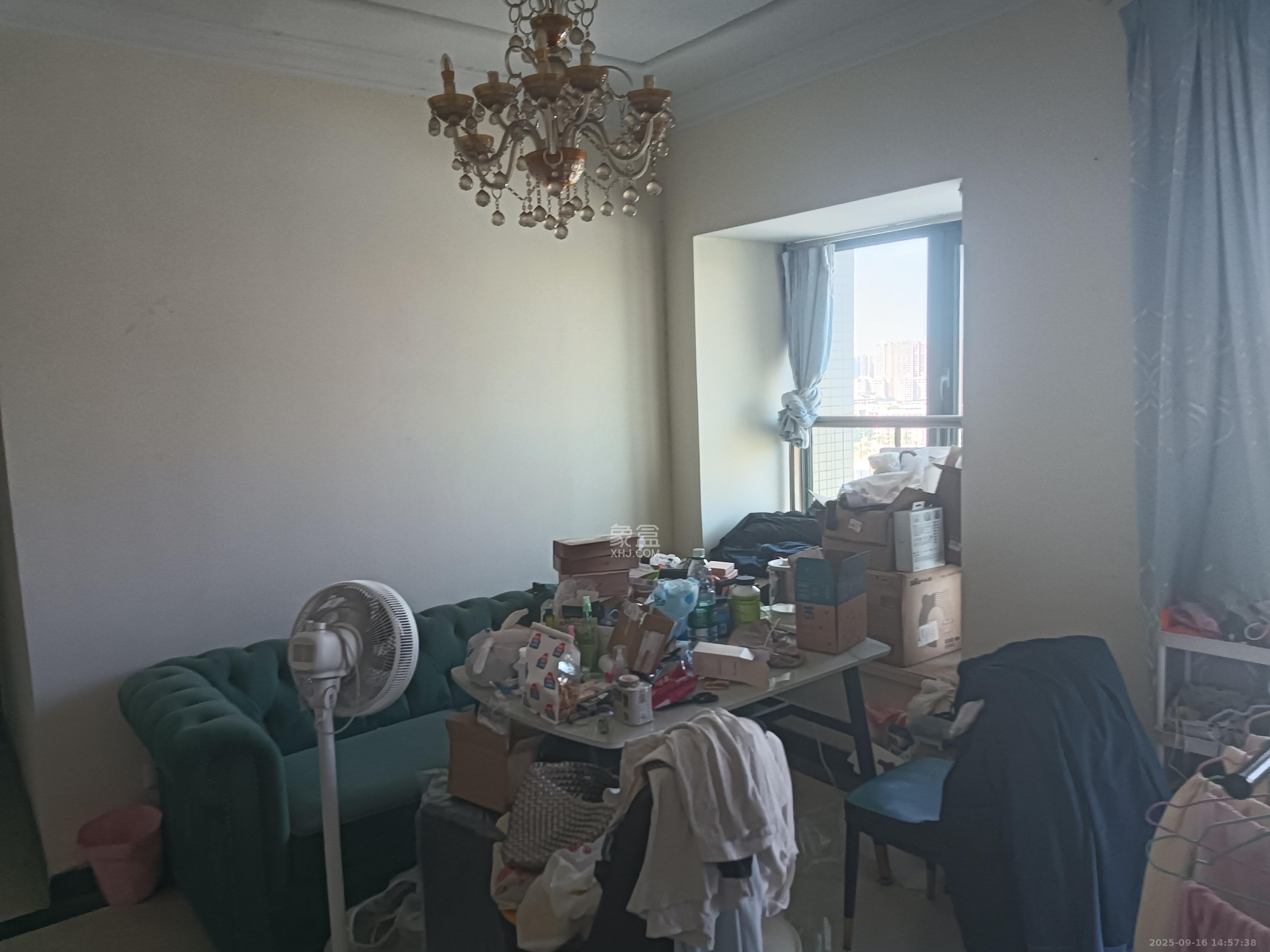 恒大雅苑  3室2厅2卫    2600.0元/月室内图