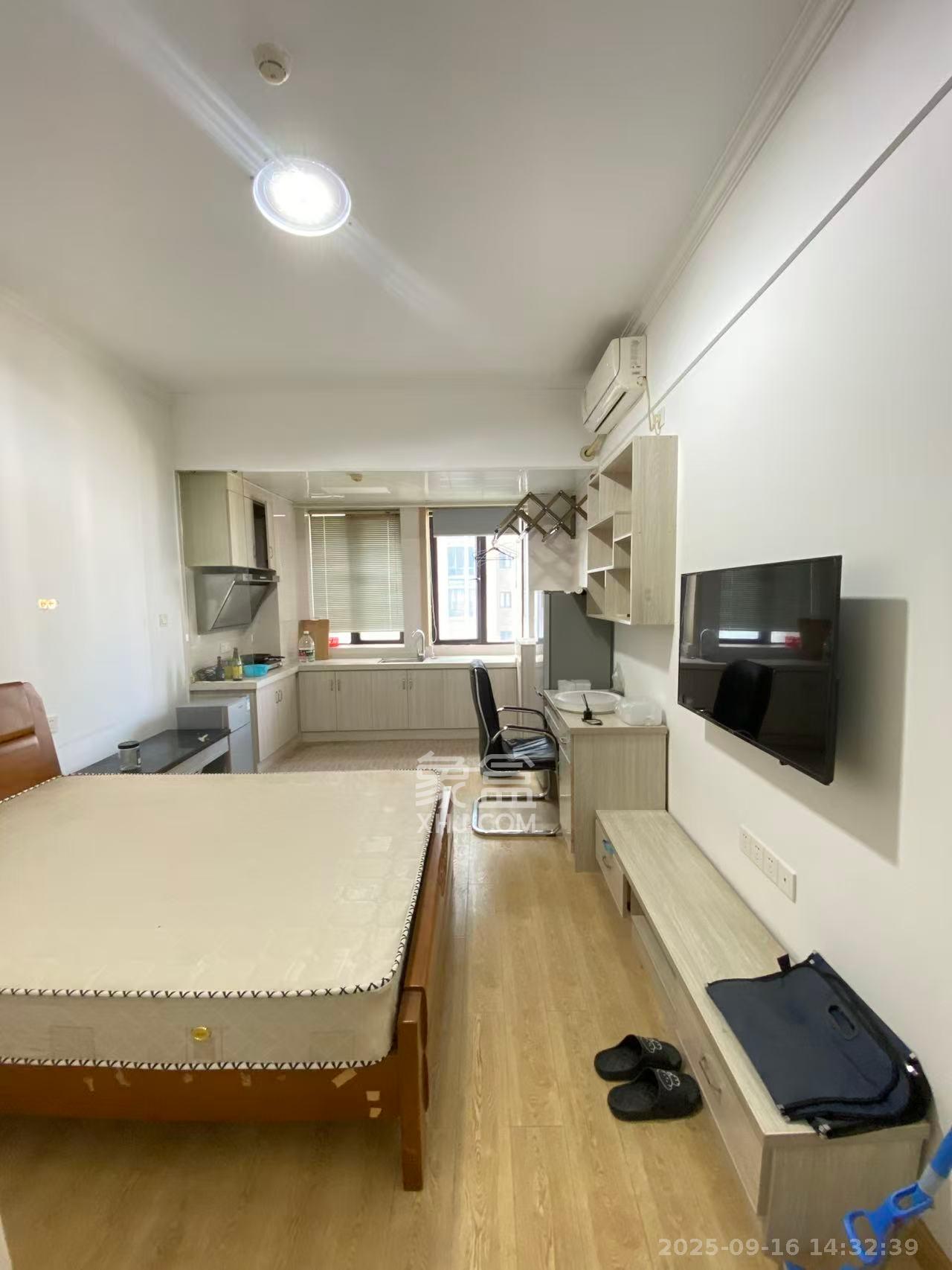 长房天翼未来城  1室1厅1卫    1500.0元/月室内图