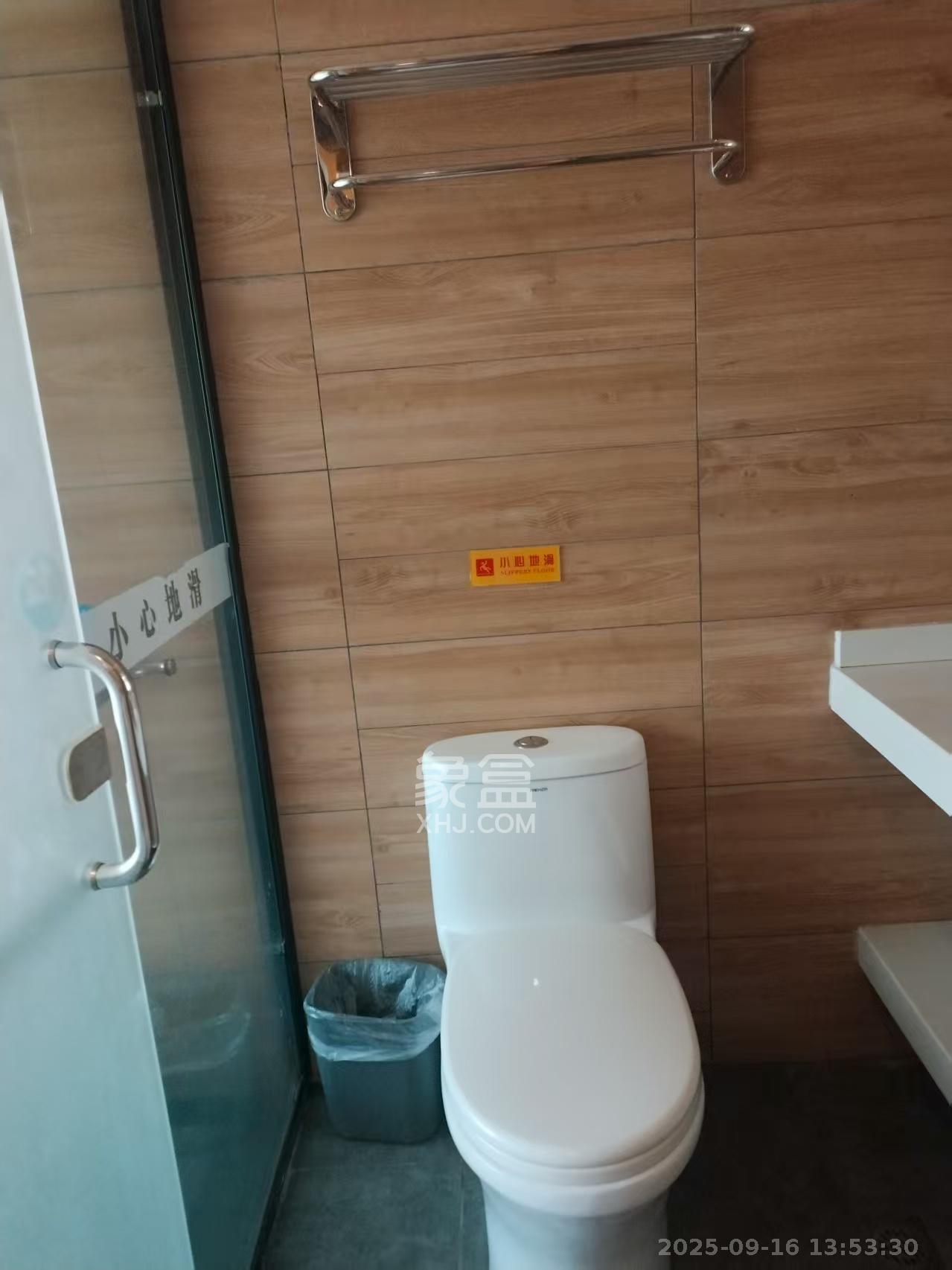 佐佑大厦 1室1厅1卫 900.0元/月 佐佑大厦 1室1厅1卫 900.0元/月室内图