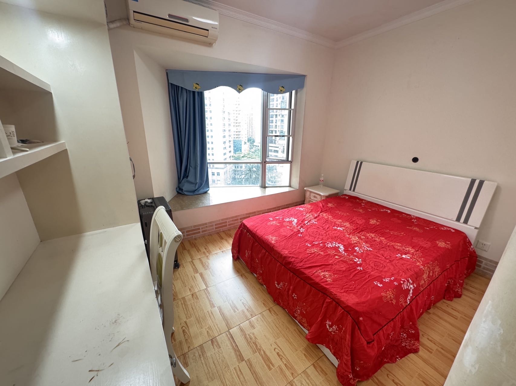 世贸雅苑 3室2厅1卫 4500.0元/月 世贸雅苑 3室2厅1卫 4500.0元/月室内图