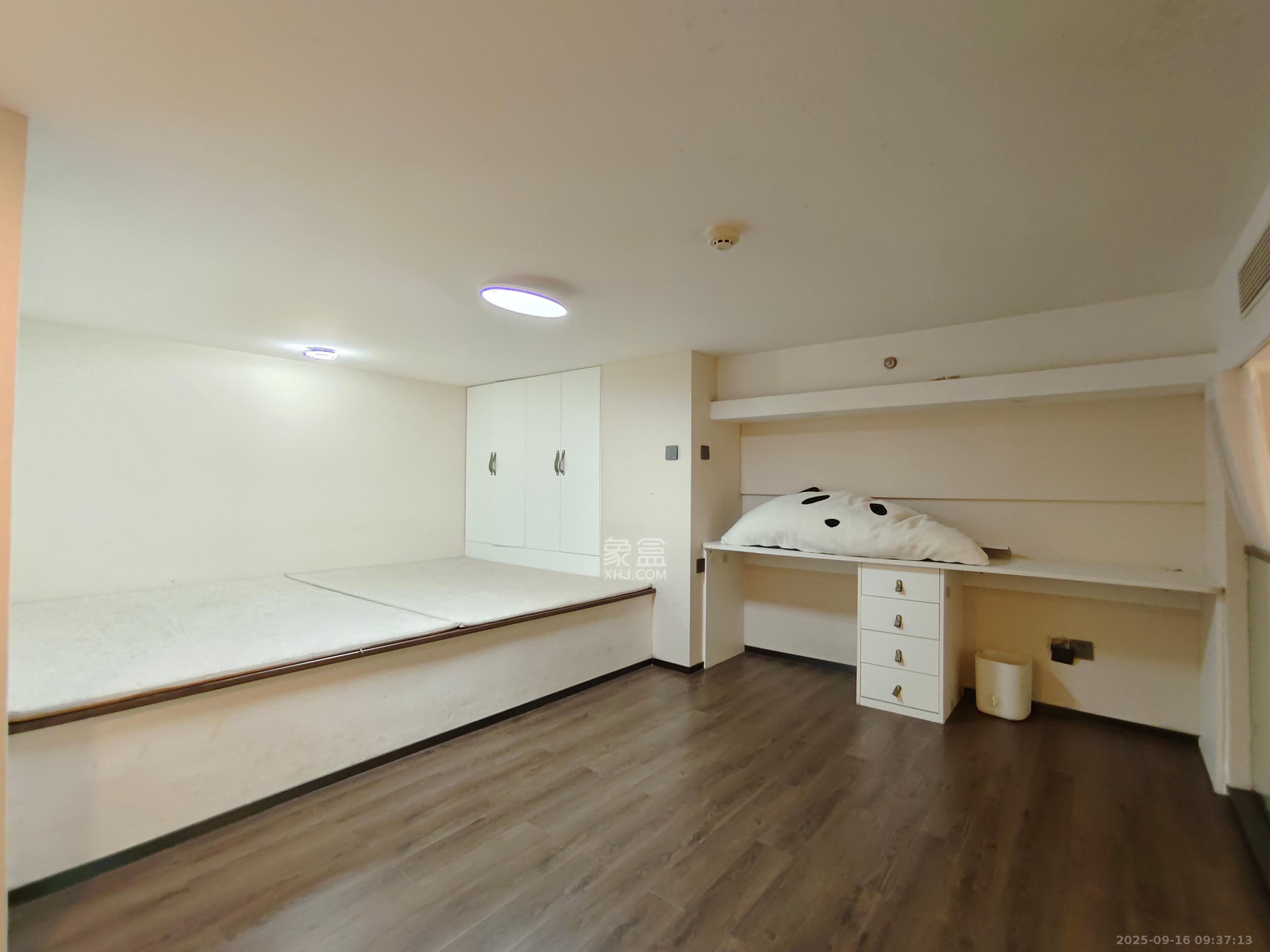 达美寰宇中心 2室1厅1卫 4500.0元/月 达美寰宇中心 2室1厅1卫 4500.0元/月室内图