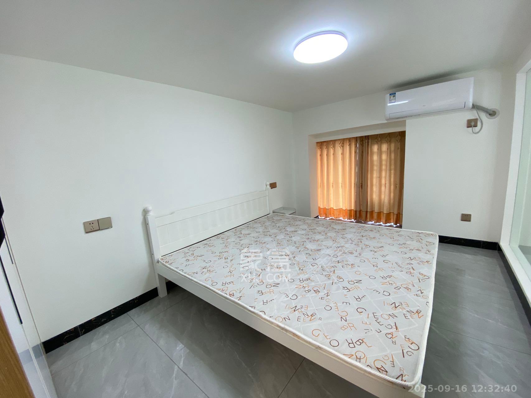 明昇壹城（明昇时代广场）三期  3室2厅1卫    2400.0元/月室内图