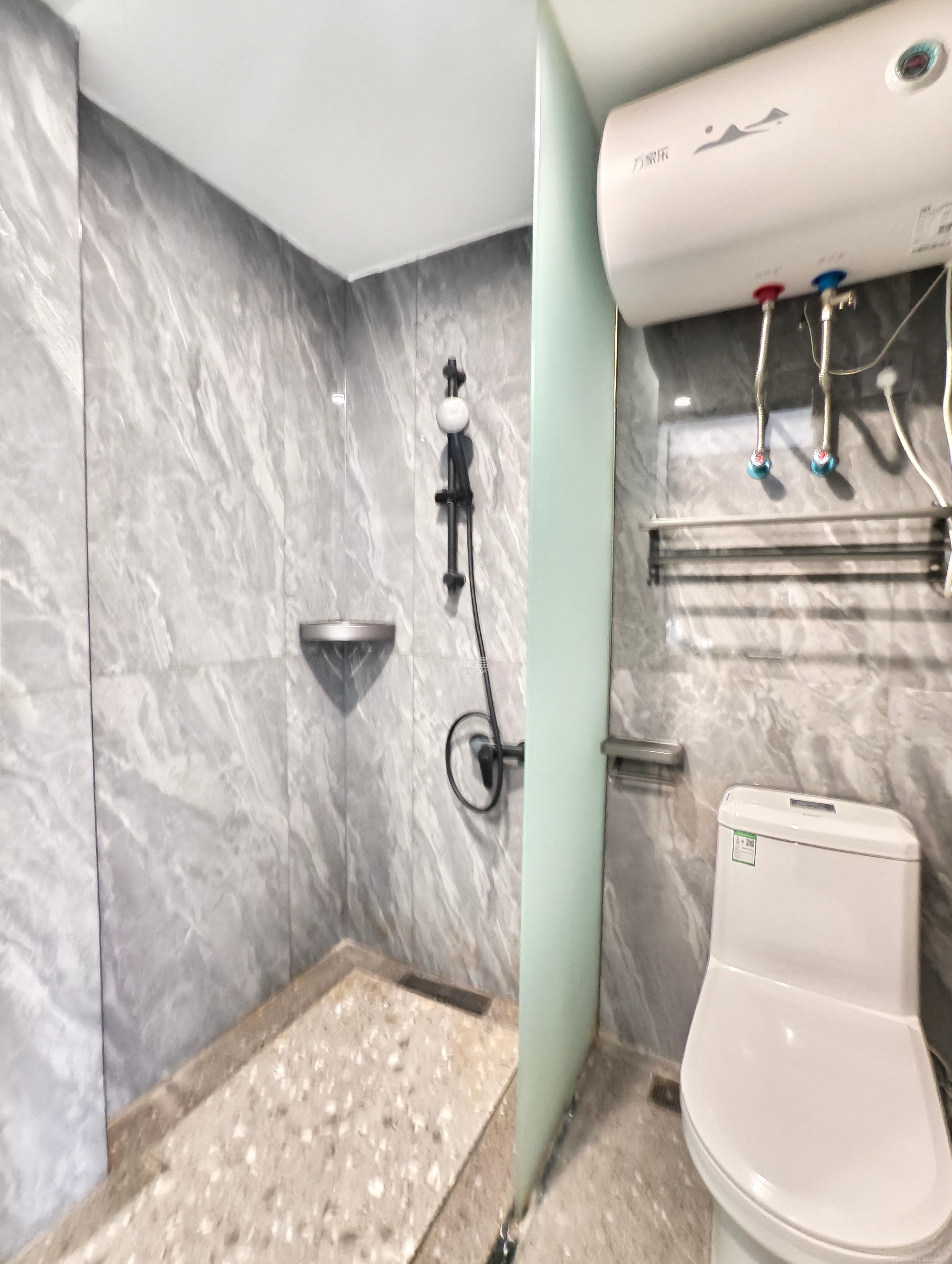 保利天禧EF区 1室1厅1卫 2000.0元/月 保利天禧EF区 1室1厅1卫 2000.0元/月室内图