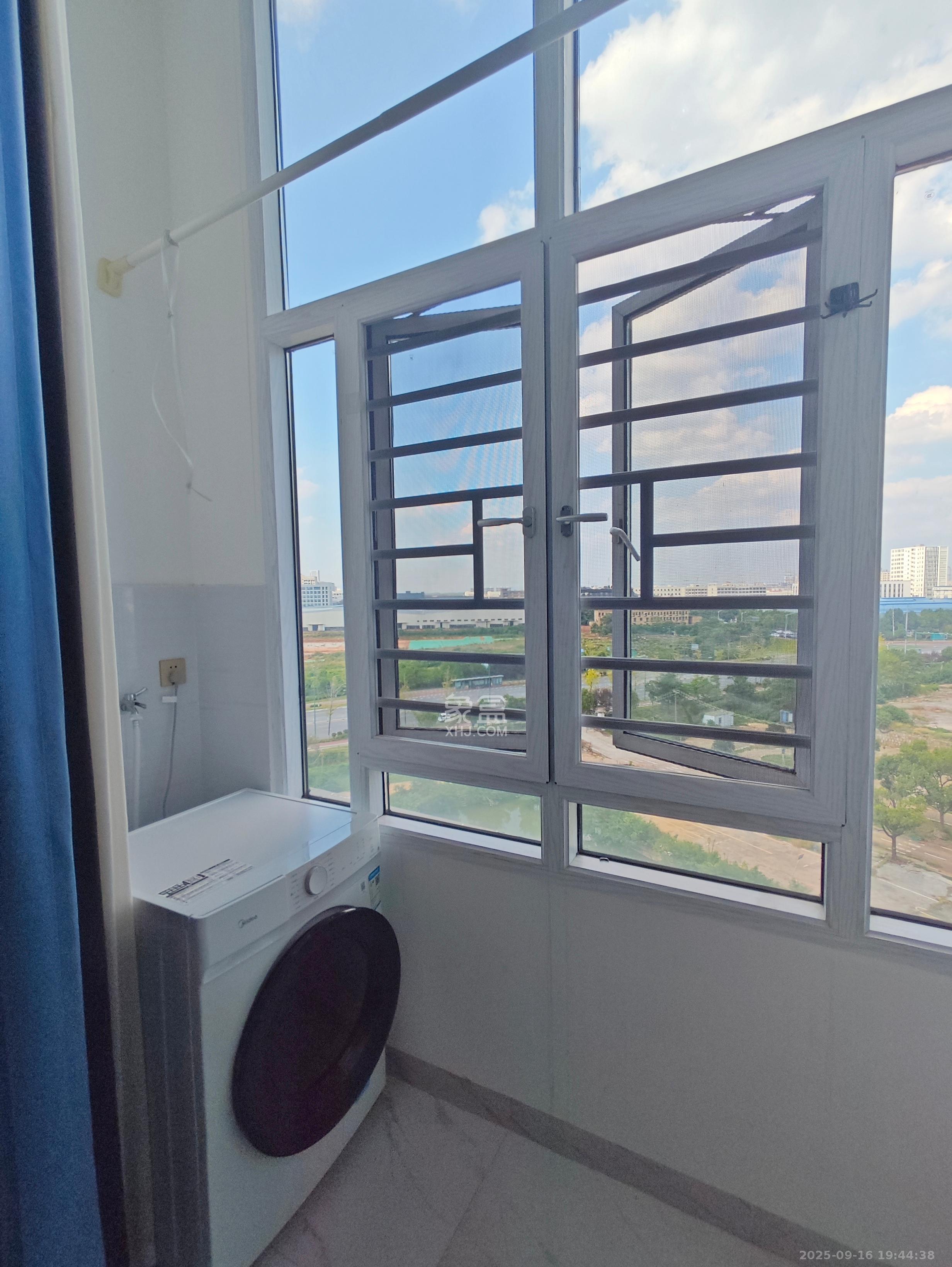 碧桂园星荟  1室1厅1卫    1200.0元/月室内图