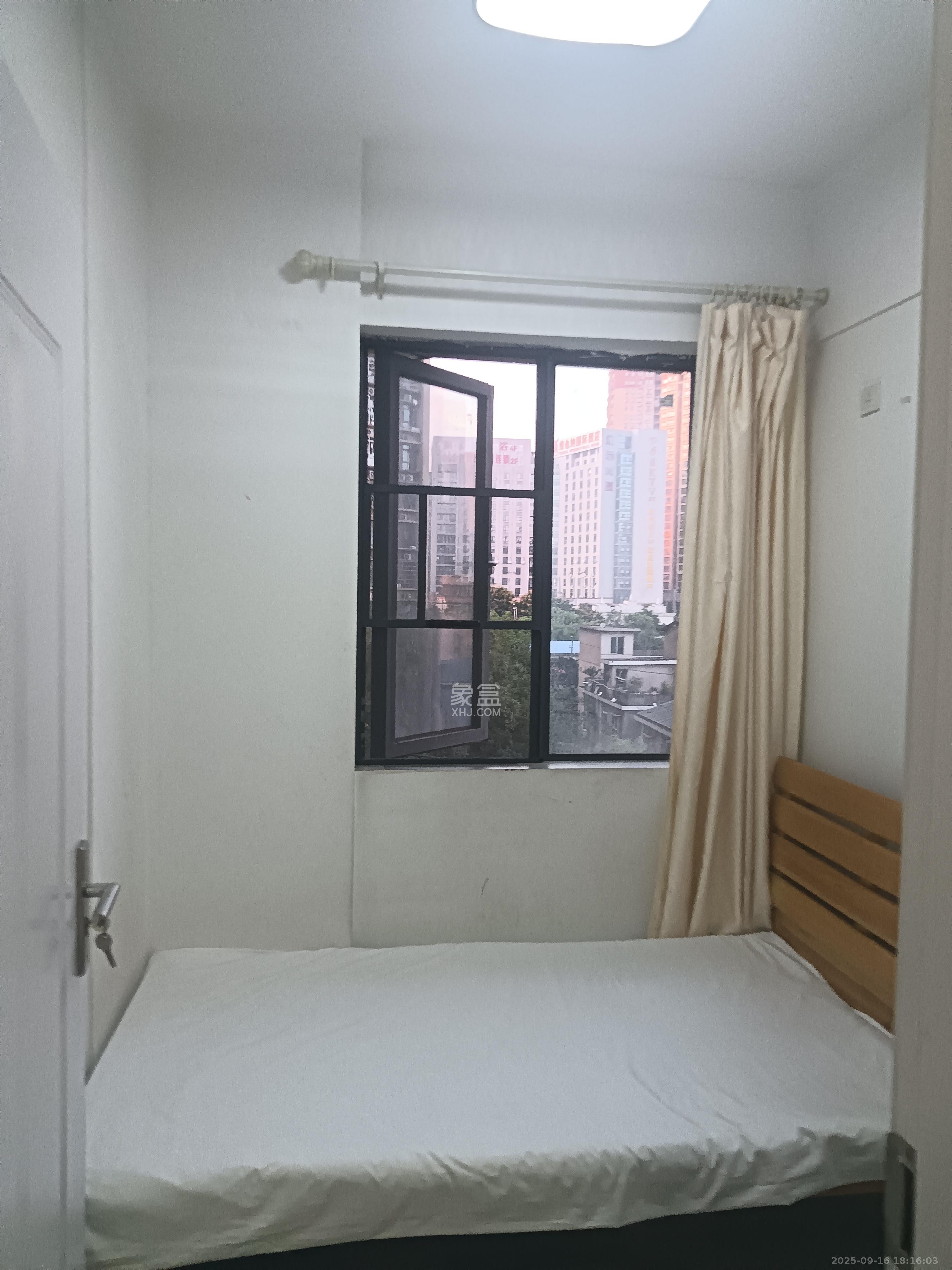 叠彩兰亭 2室1厅1卫 1900.0元/月 叠彩兰亭 2室1厅1卫 1900.0元/月室内图