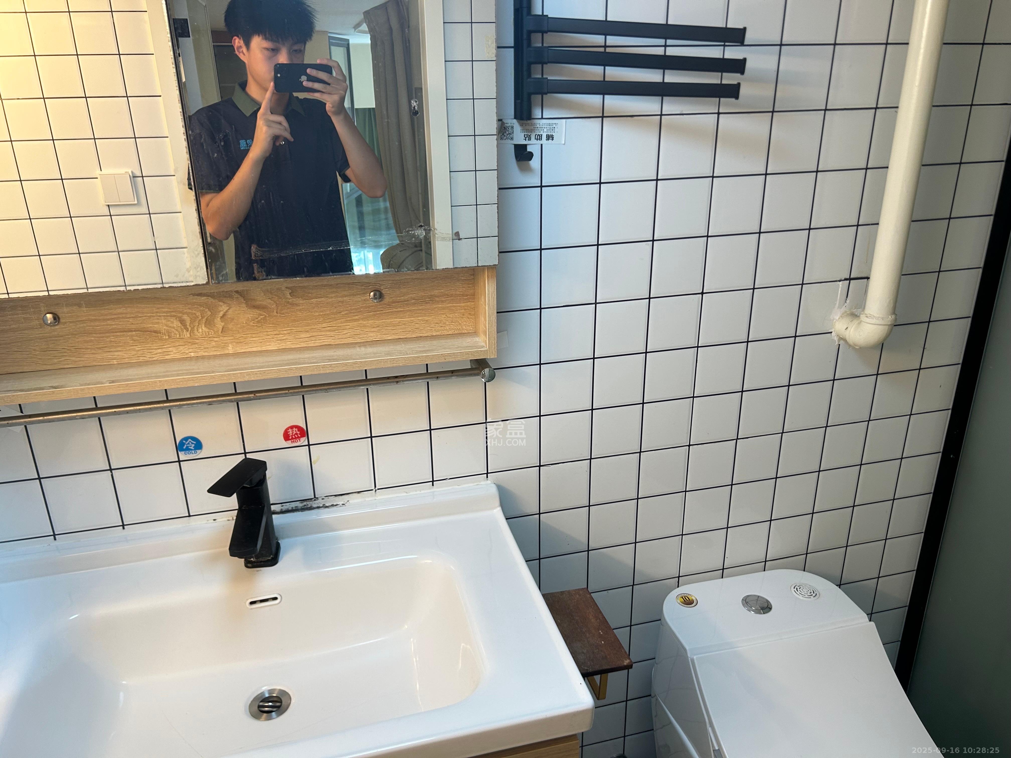 中国铁建梅溪青秀三期 2室1厅1卫 2000.0元/月 中国铁建梅溪青秀三期 2室1厅1卫 2000.0元/月室内图