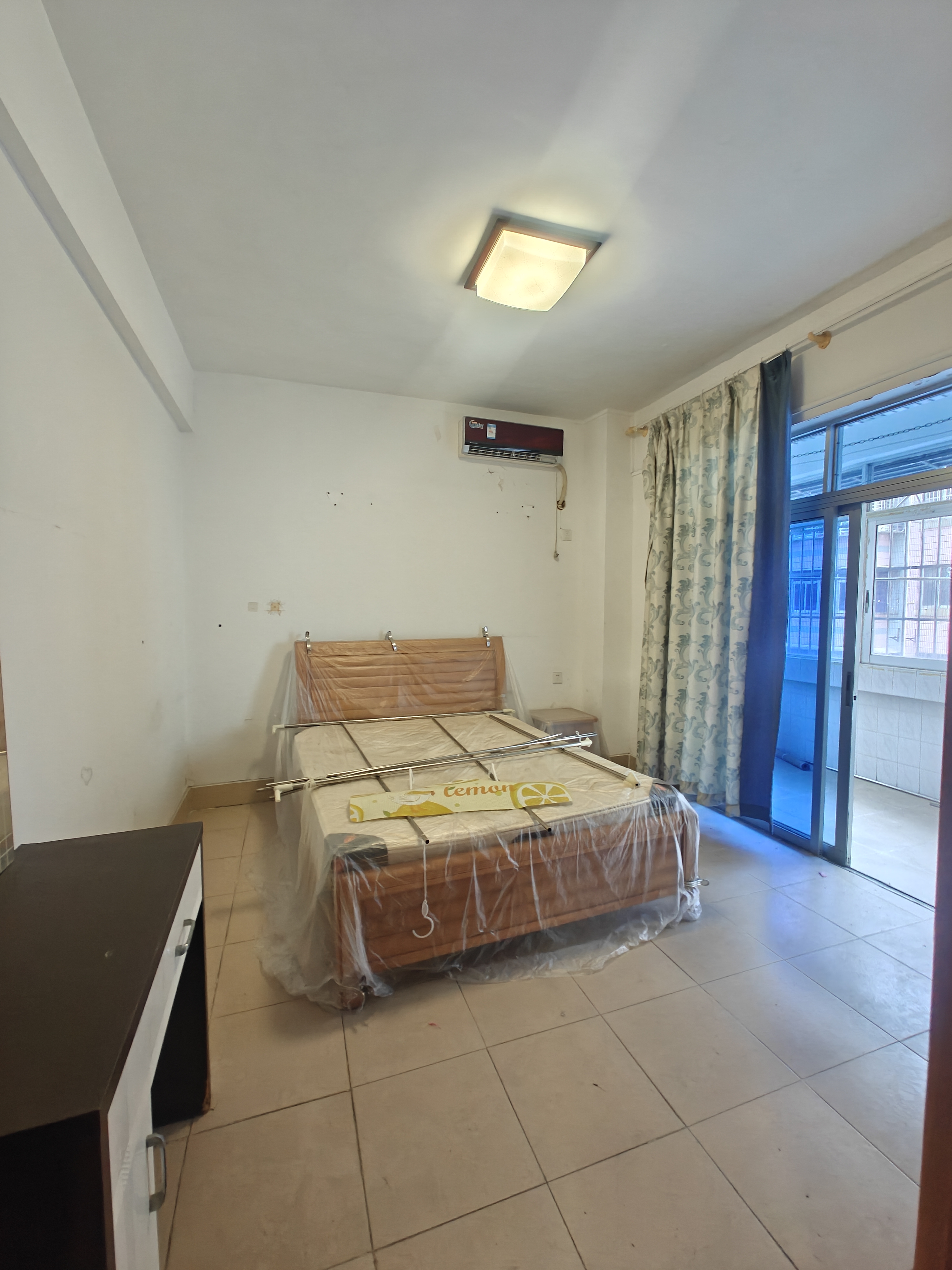 高速路小区 2室2厅1卫 2000.0元/月 高速路小区 2室2厅1卫 2000.0元/月室内图