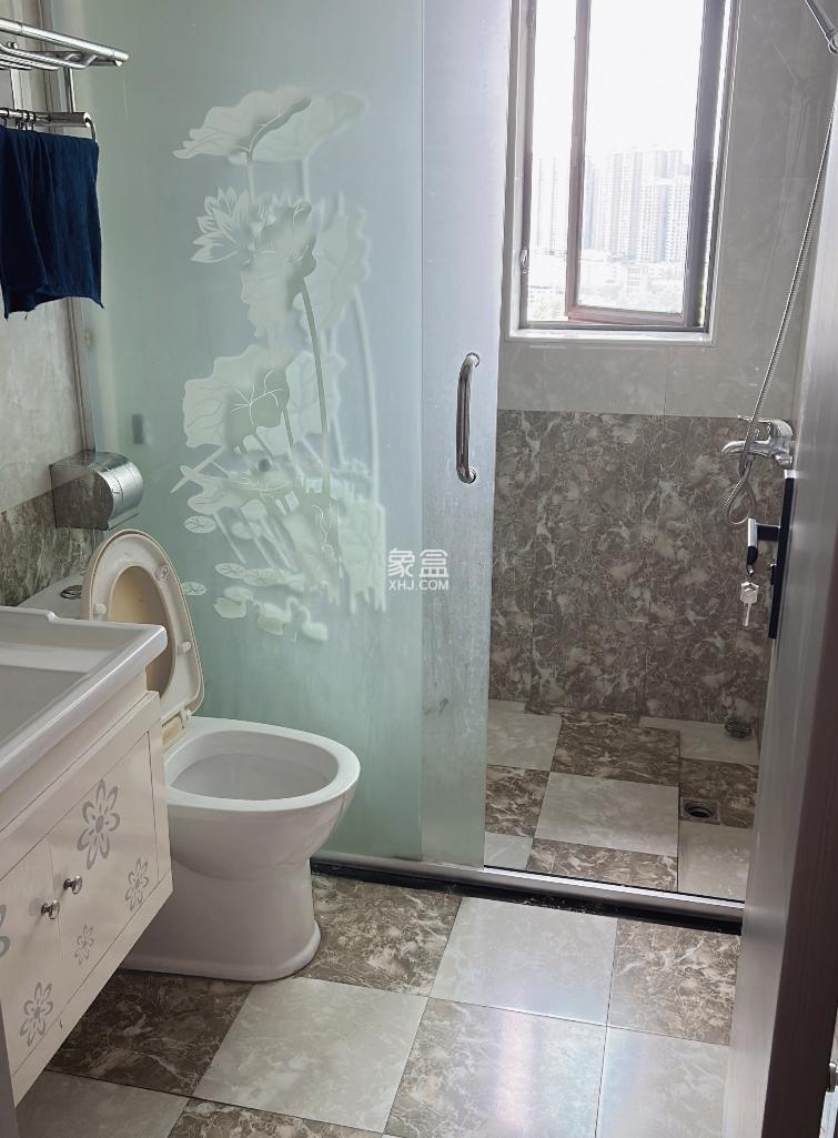 名仕华府 2室1厅1卫 1600.0元/月 名仕华府 2室1厅1卫 1600.0元/月室内图