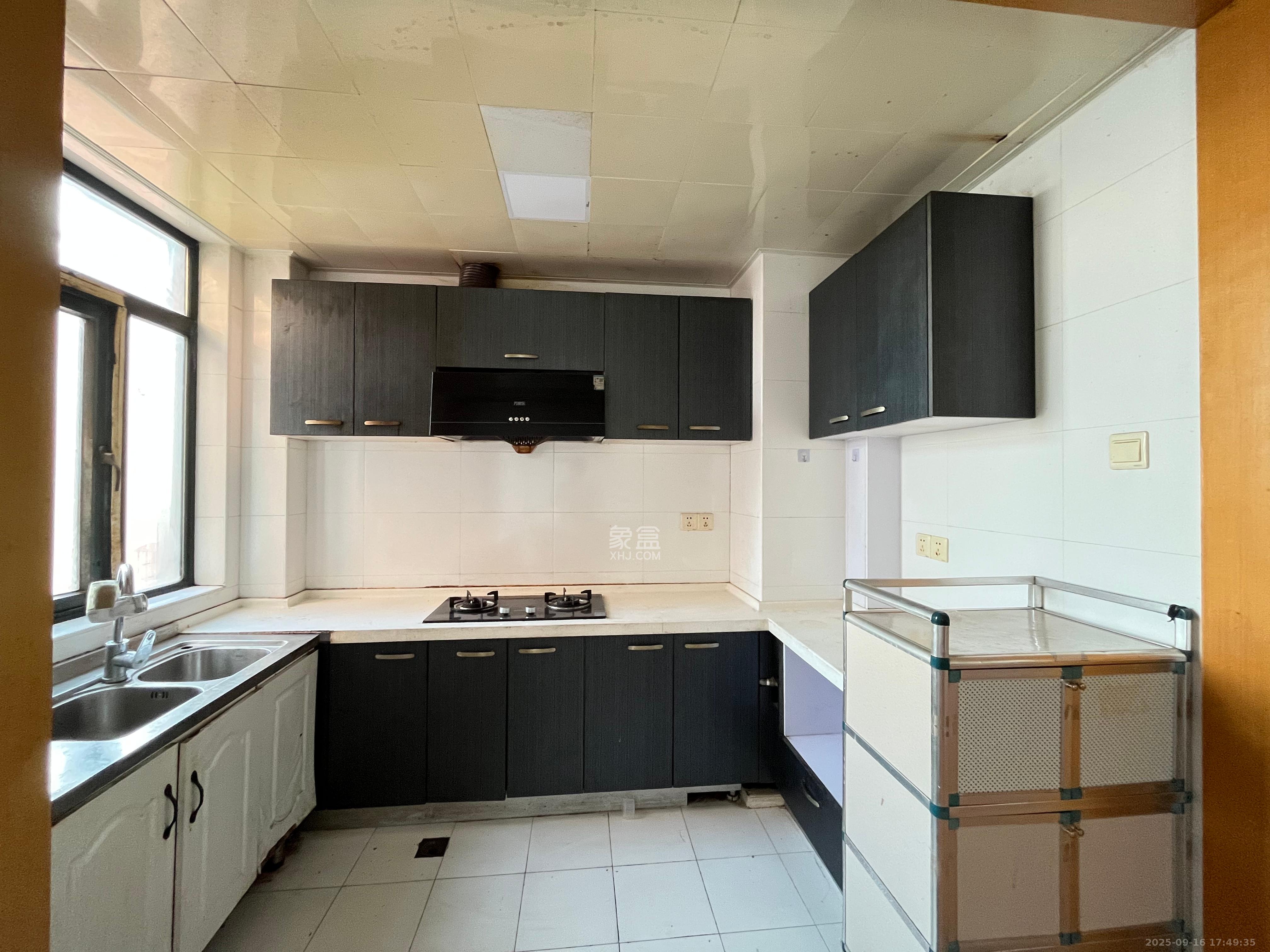 先锋东外滩 3室2厅2卫 2800.0元/月 先锋东外滩 3室2厅2卫 2800.0元/月室内图