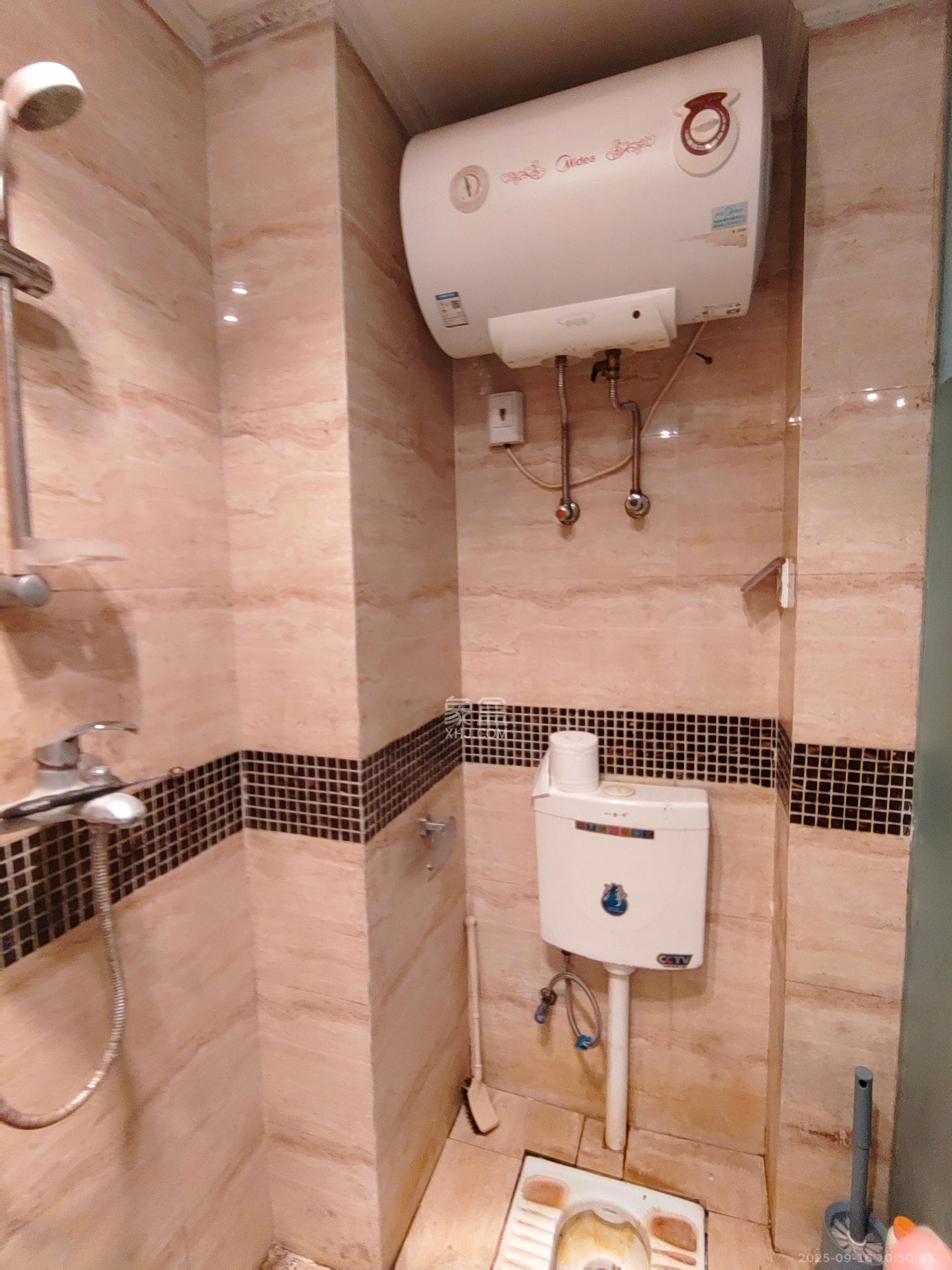 万科金域华府一期  1室0厅1卫    1100.0元/月室内图