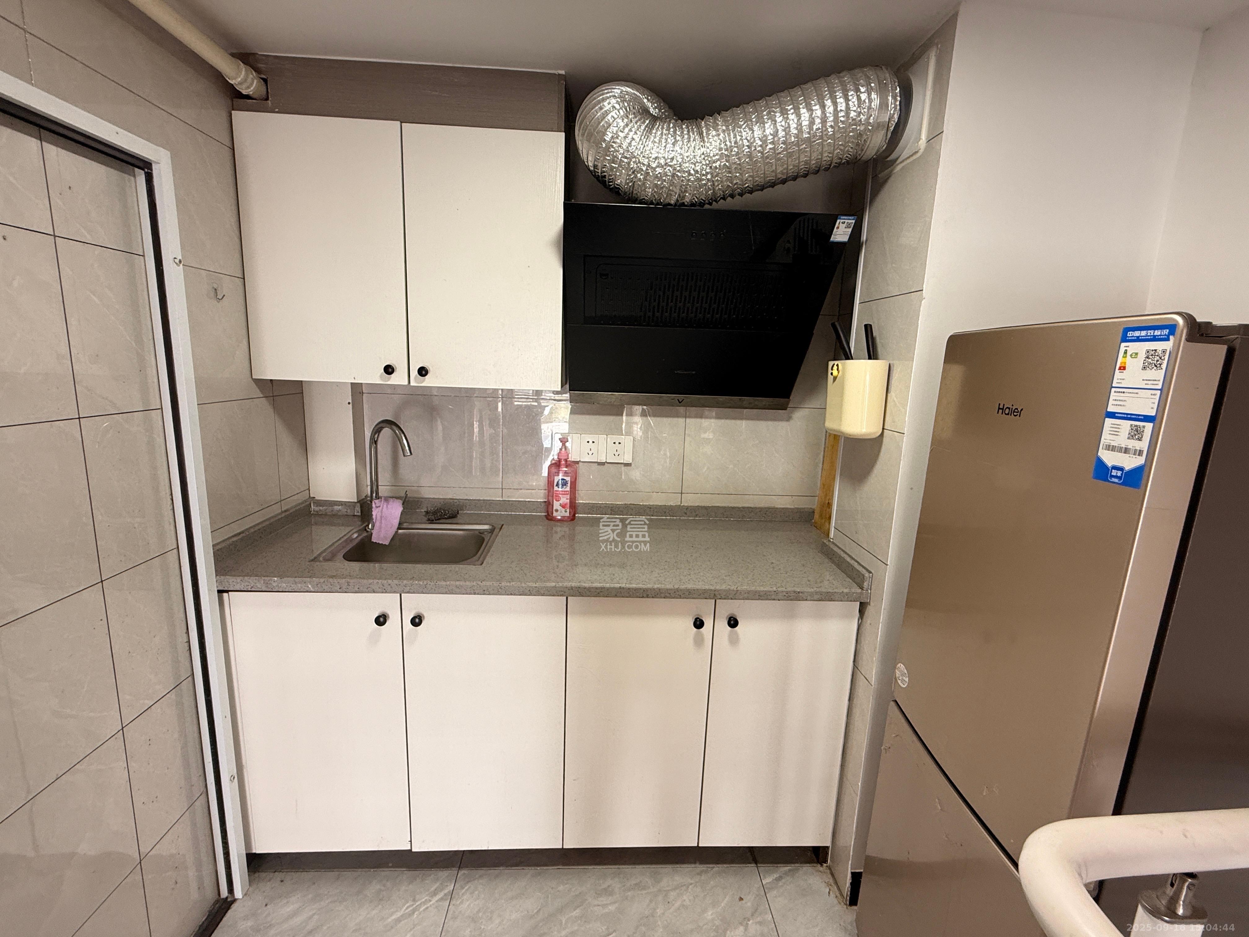 振业城三期 1室0厅0卫 1400.0元/月 振业城三期 1室0厅0卫 1400.0元/月室内图