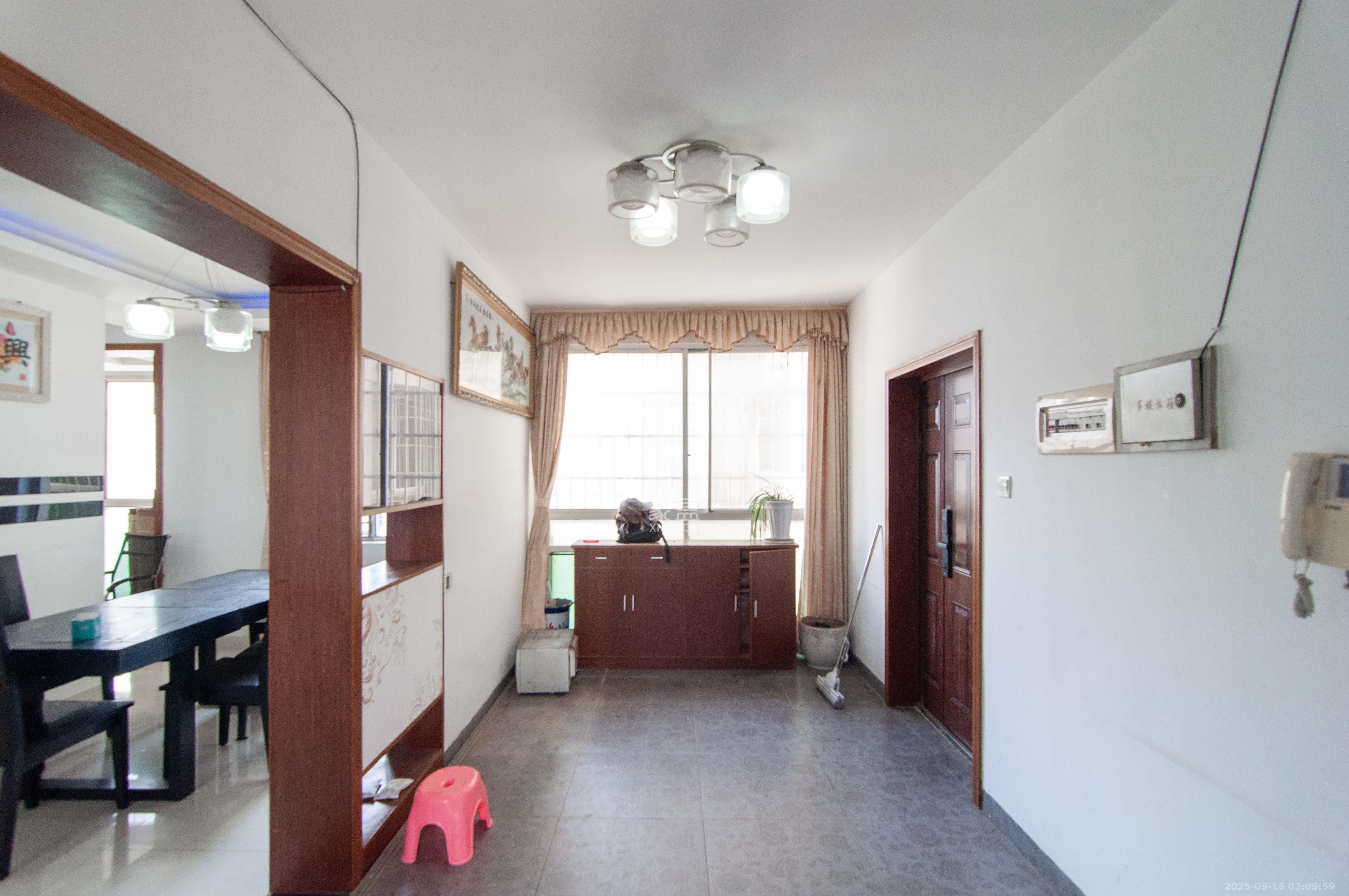 湘麓国际 3室2厅2卫 130.0万 湘麓国际 3室2厅2卫 130.0万其他