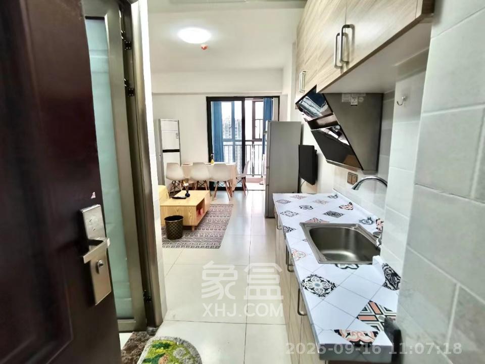 裕天国际商汇中心  1室1厅1卫    1400.0元/月室内图