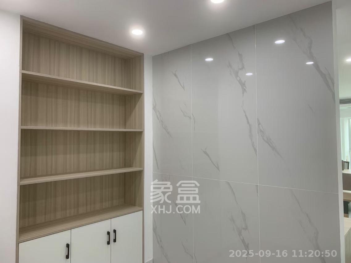 金地商置湘江峯汇  1室0厅0卫    4500.0元/月室内图