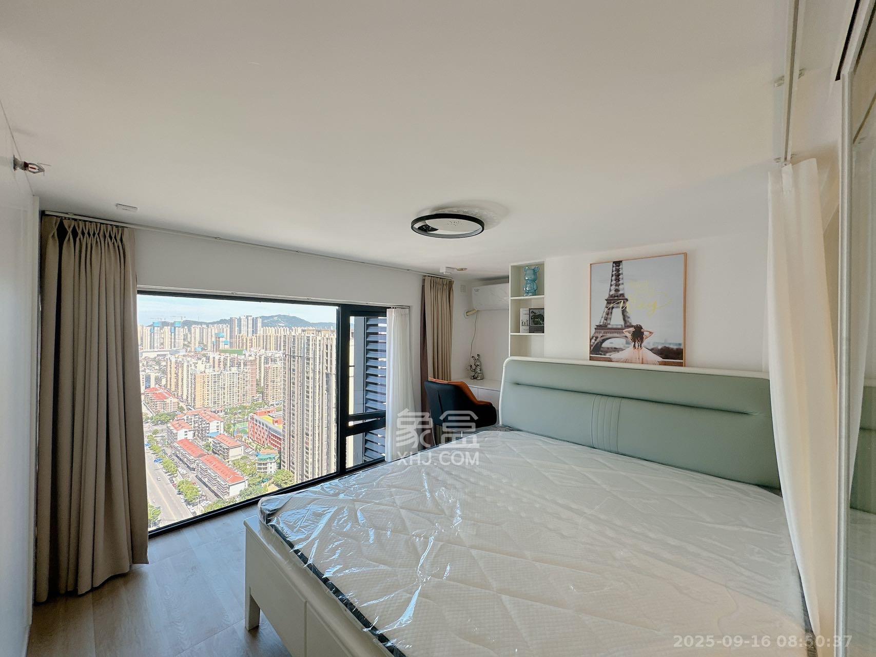 卓越中寰  1室1厅1卫    2800.0元/月室内图