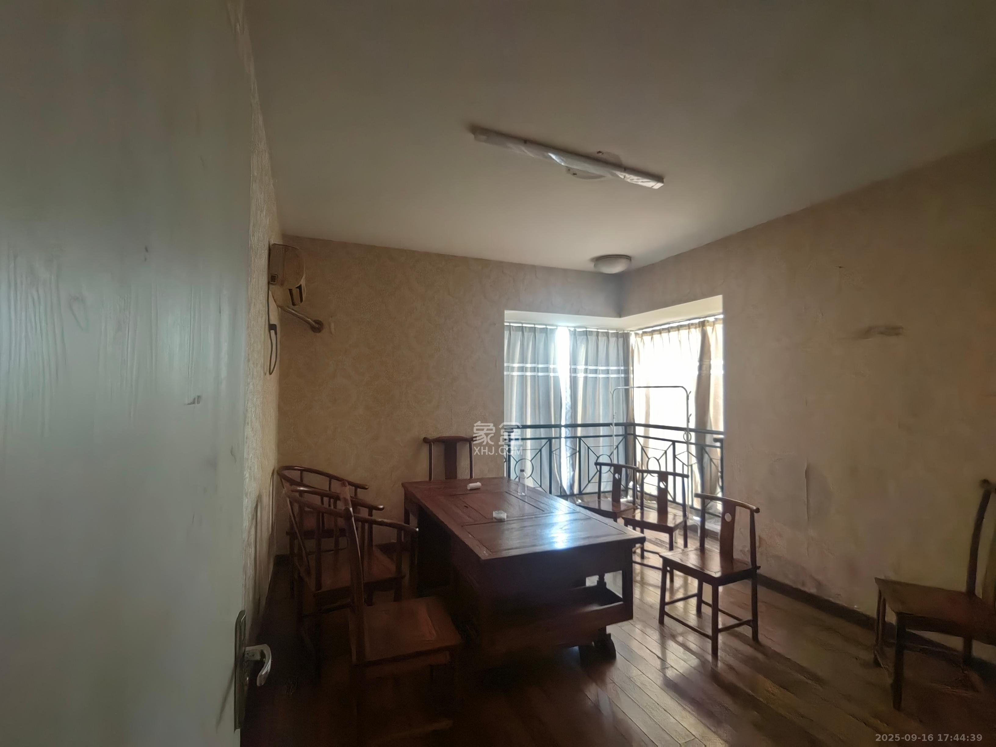 东方之珠 3室1厅1卫 3200.0元/月 东方之珠 3室1厅1卫 3200.0元/月室内图