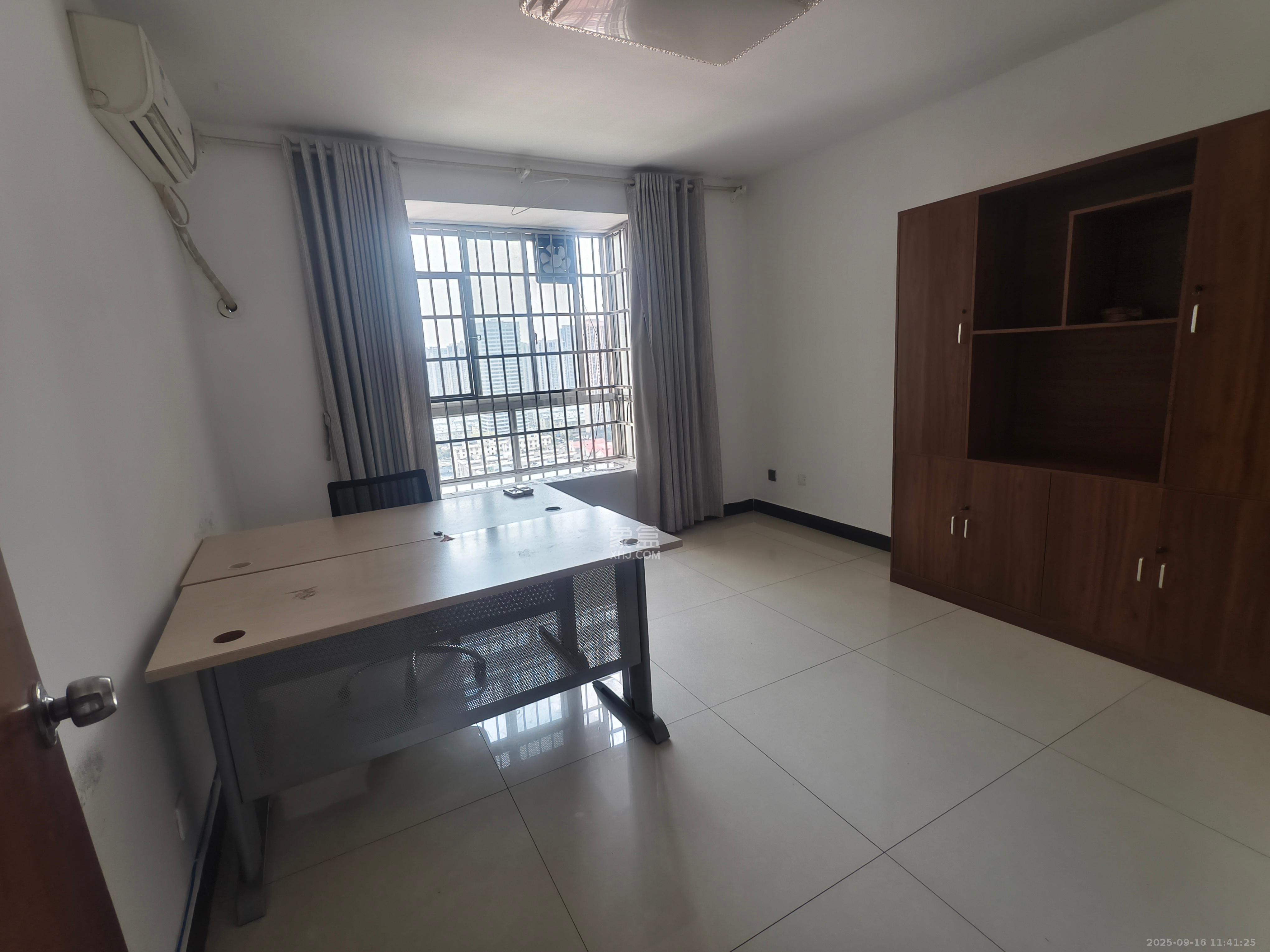 高桥现代商贸城 3室1厅1卫 3000.0元/月 高桥现代商贸城 3室1厅1卫 3000.0元/月室内图