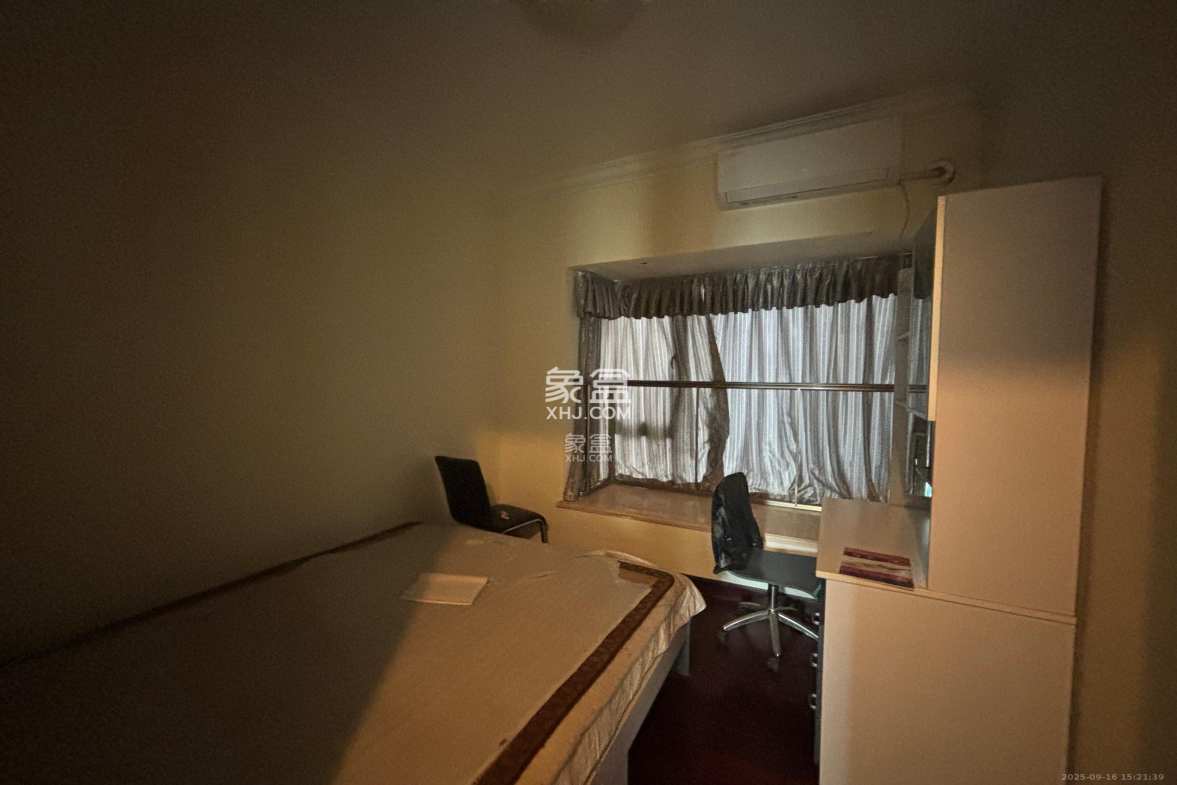 恒大华府 3室2厅1卫 2500.00元/月 恒大华府 3室2厅1卫 2500.00元/月室内图