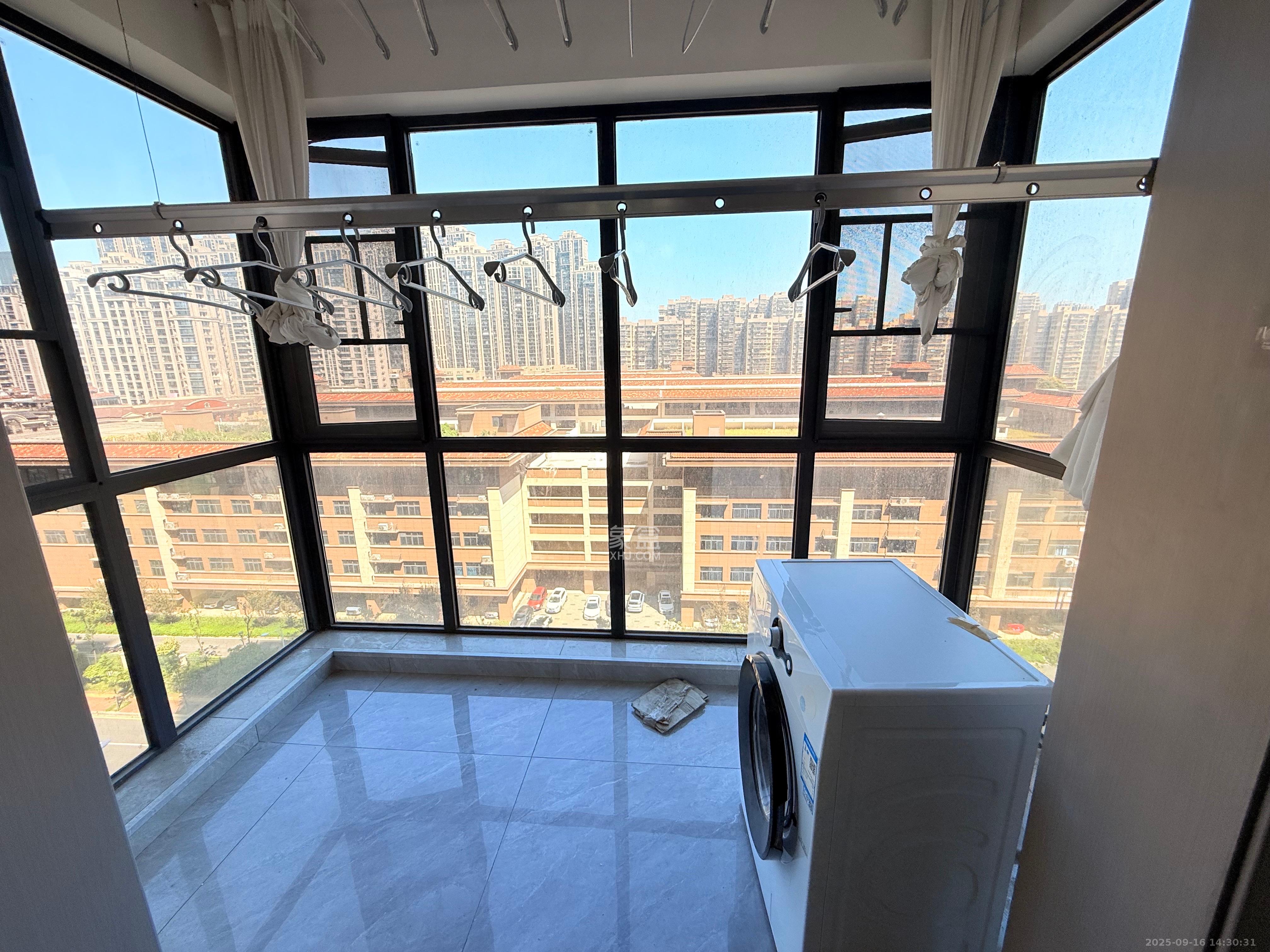 长房东旭国际 4室2厅2卫 3400.0元/月 长房东旭国际 4室2厅2卫 3400.0元/月室内图