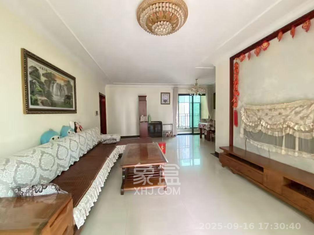 恒大翡翠华庭  4室2厅2卫    3000.0元/月 恒大翡翠华庭  4室2厅2卫    3000.0元/月