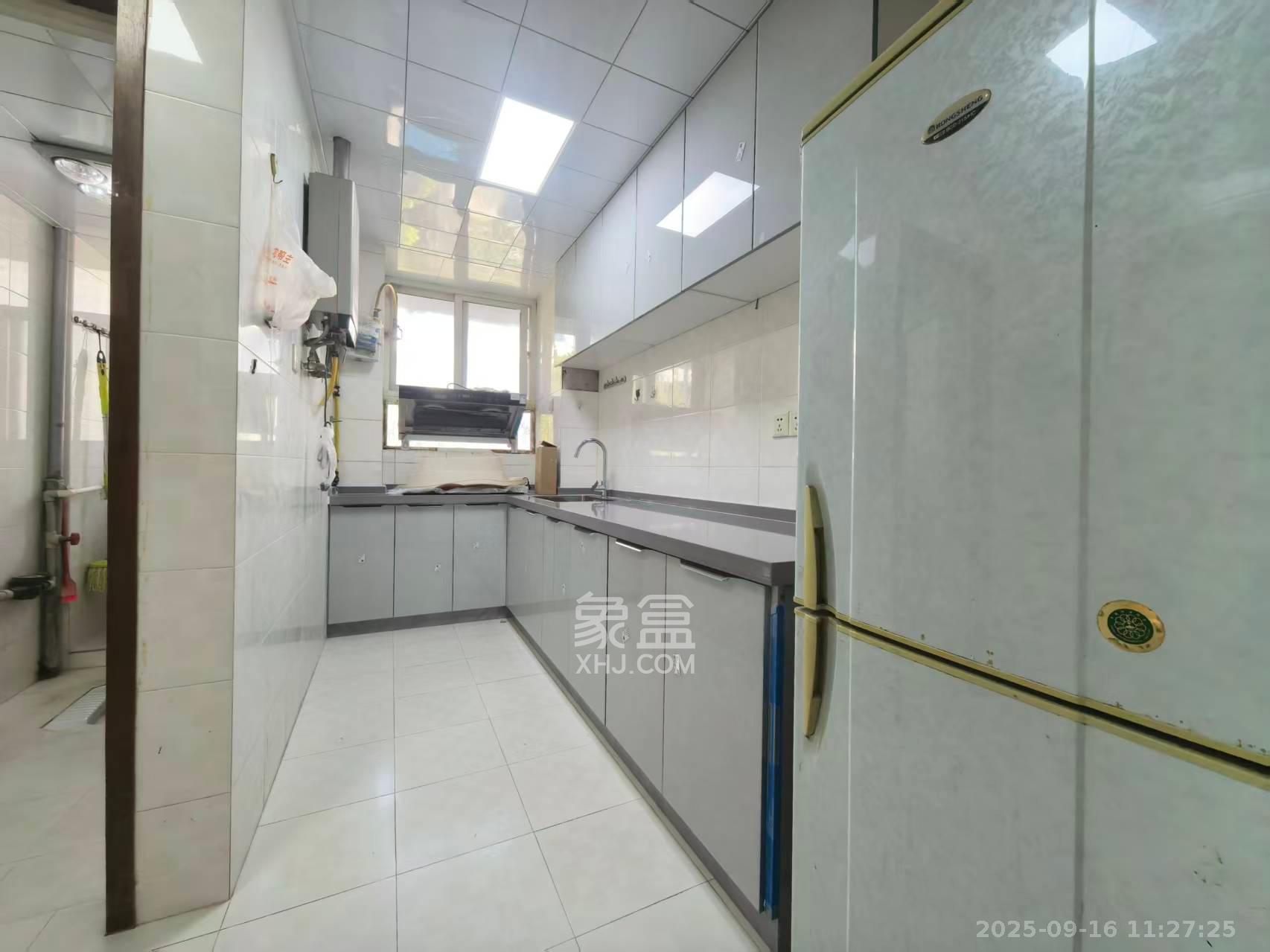 湘农桥社区  2室2厅1卫    2800.0元/月室内图