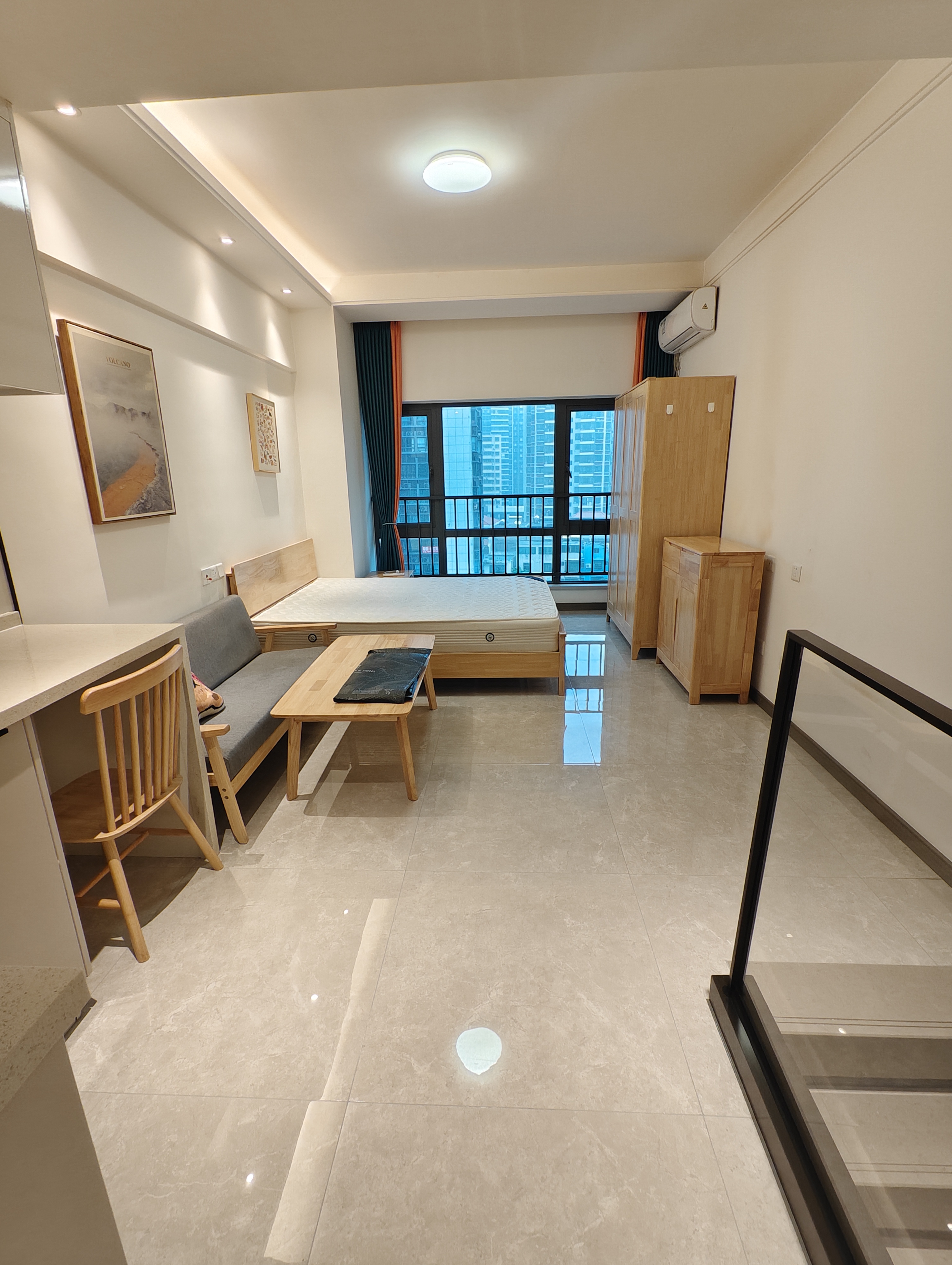 龙湖光年 2室1厅2卫 3500.0元/月 龙湖光年 2室1厅2卫 3500.0元/月室内图