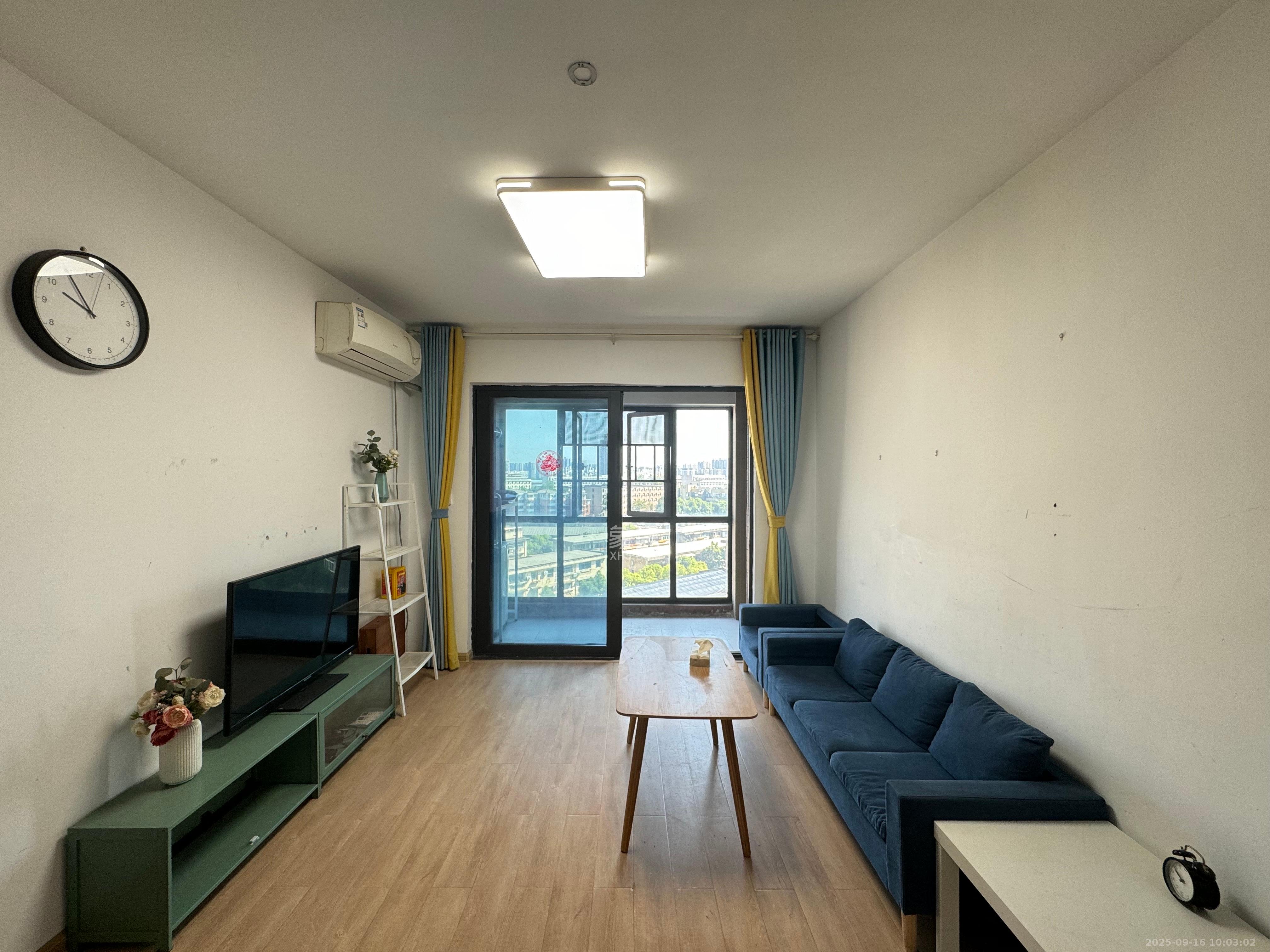 上园商住小区 2室2厅1卫 2800.0元/月 上园商住小区 2室2厅1卫 2800.0元/月室内图