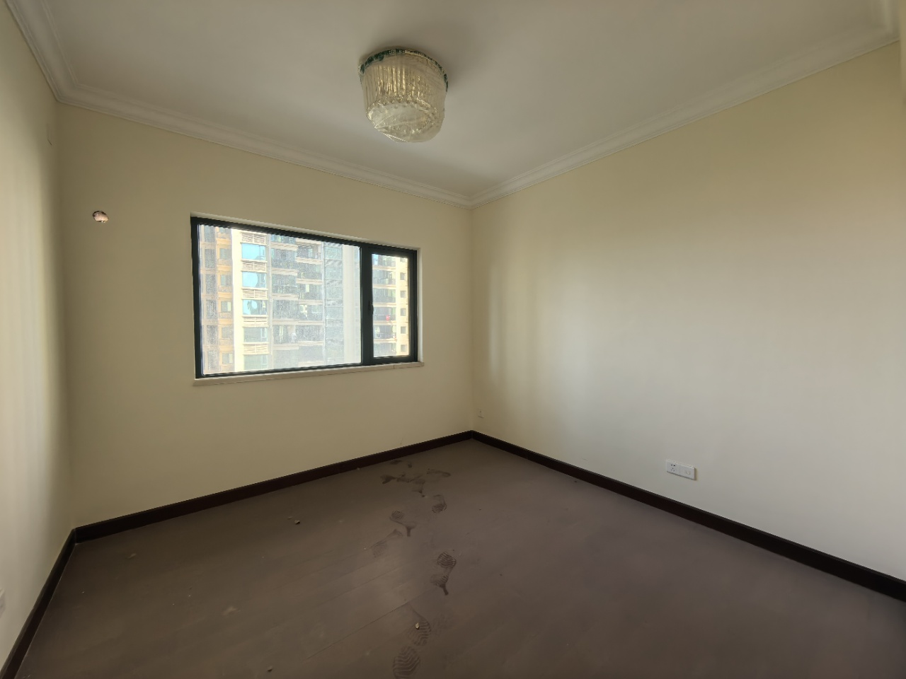 恒大绿洲 3室2厅2卫 1500.0元/月 恒大绿洲 3室2厅2卫 1500.0元/月室内图