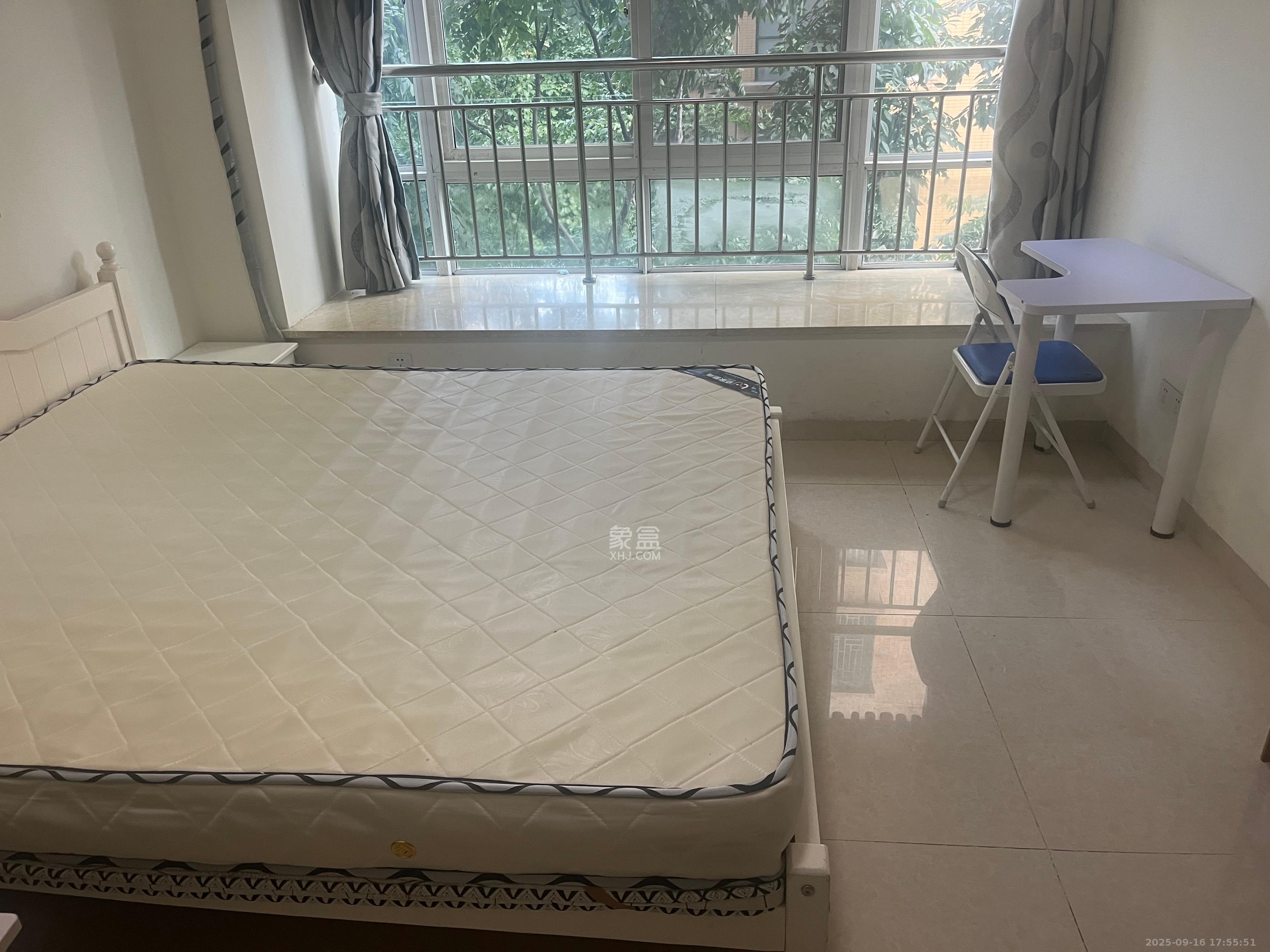 星城荣域 1室1厅1卫 1200.0元/月 星城荣域 1室1厅1卫 1200.0元/月室内图