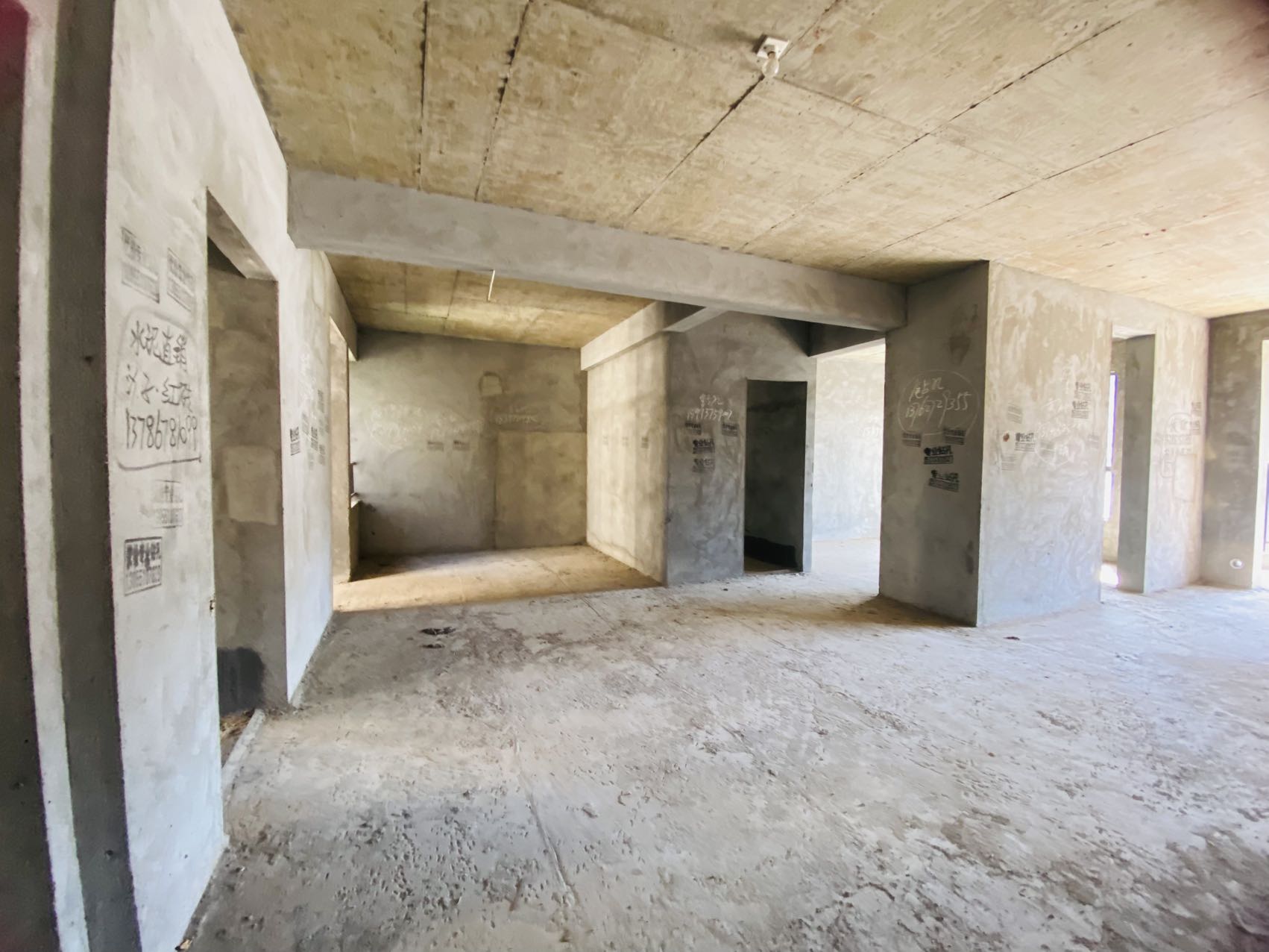 滨江花园  3室2厅2卫    47.8万室内图