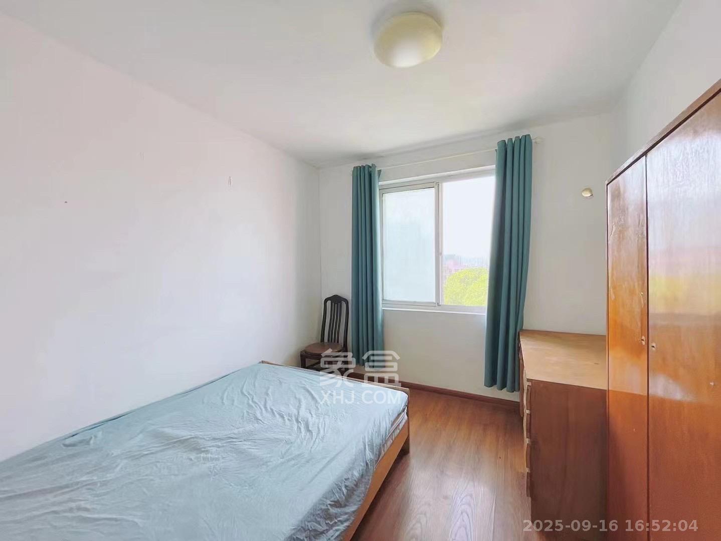 东岸锦城(东方人家) 3室2厅1卫 1300.0元/月 东岸锦城(东方人家) 3室2厅1卫 1300.0元/月室内图