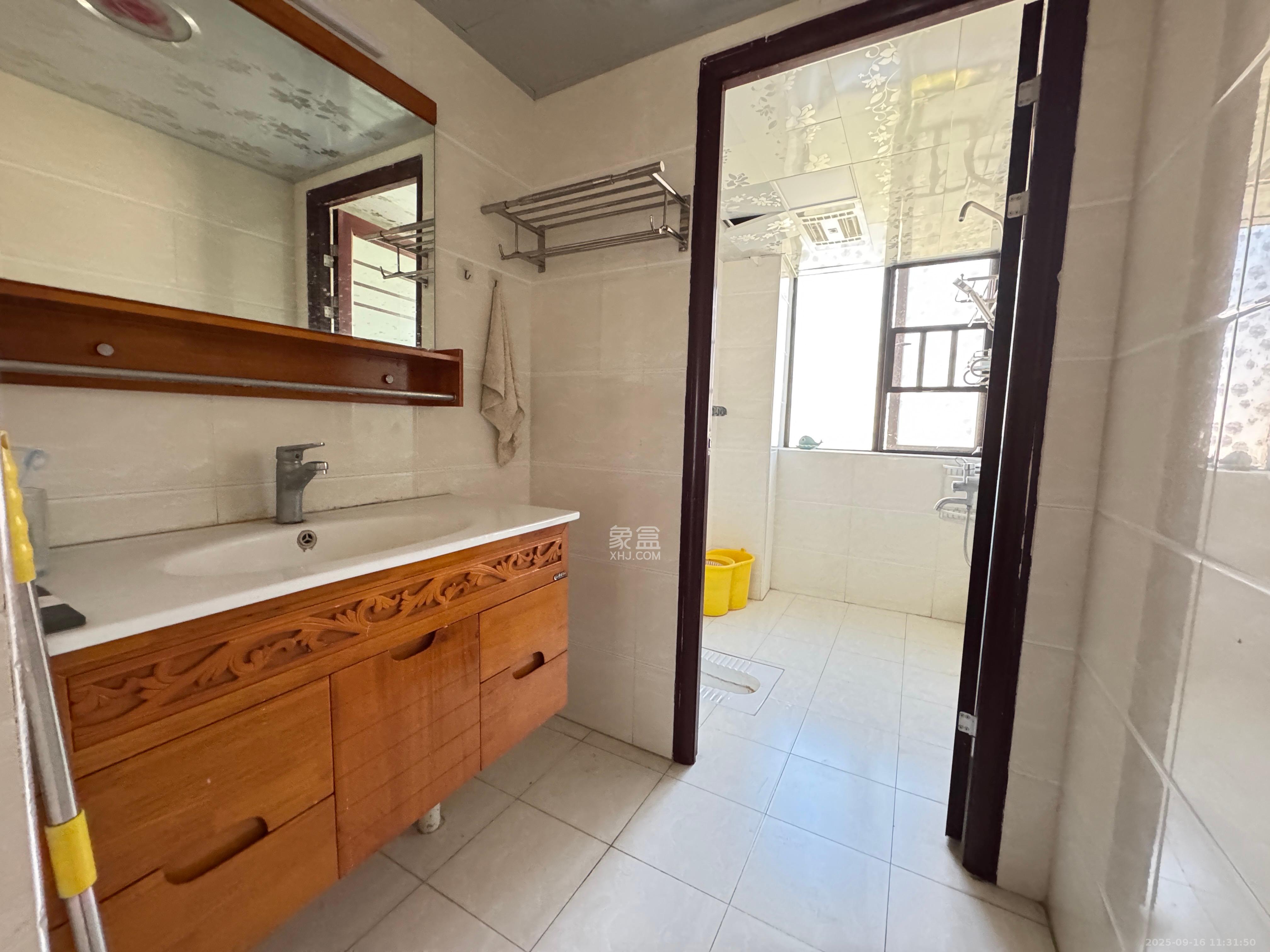 永祺西京  3室2厅2卫    2800.0元/月室内图