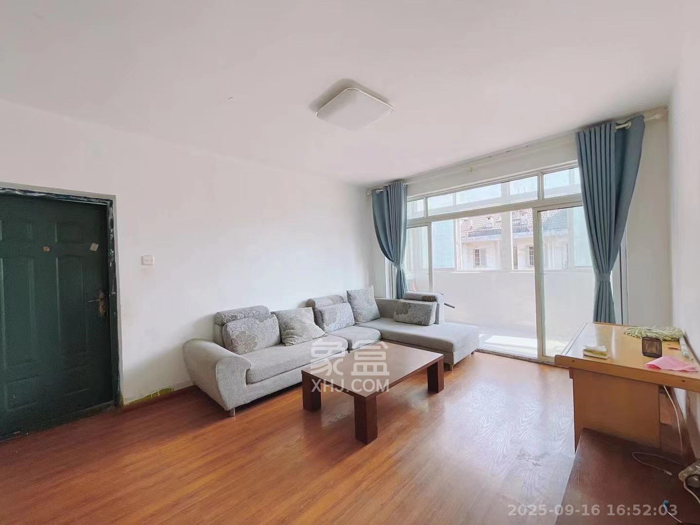 东岸锦城(东方人家) 3室2厅1卫 1300.0元/月 东岸锦城(东方人家) 3室2厅1卫 1300.0元/月室内图