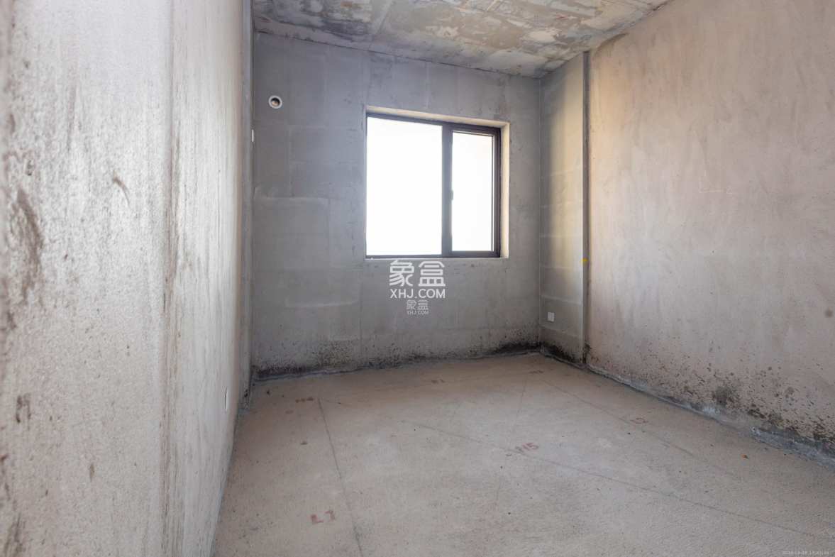 广悦星苑润园 4室2厅2卫 75.0万 广悦星苑润园 4室2厅2卫 75.0万卧室