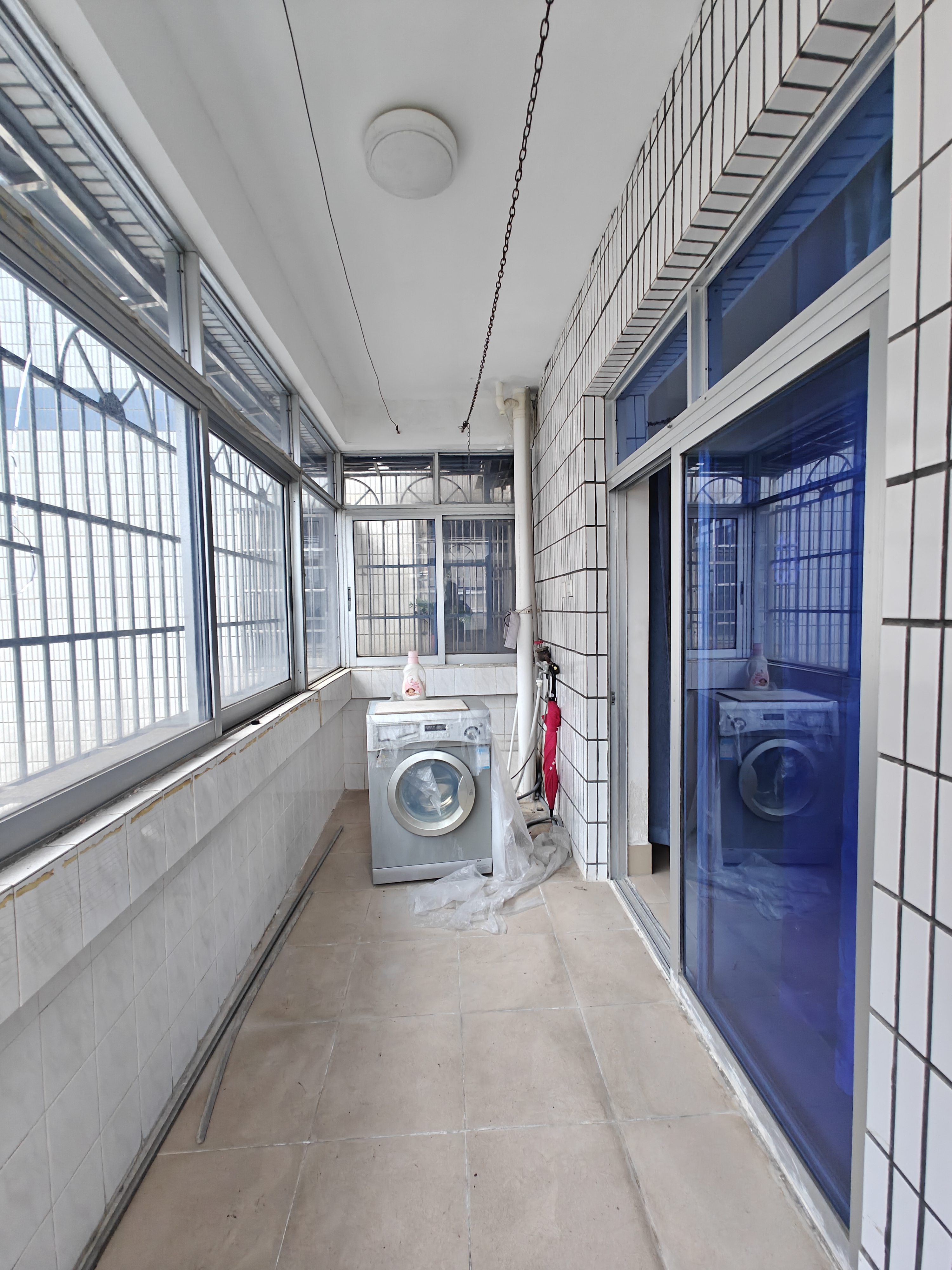 高速路小区 2室2厅1卫 2000.0元/月 高速路小区 2室2厅1卫 2000.0元/月室内图