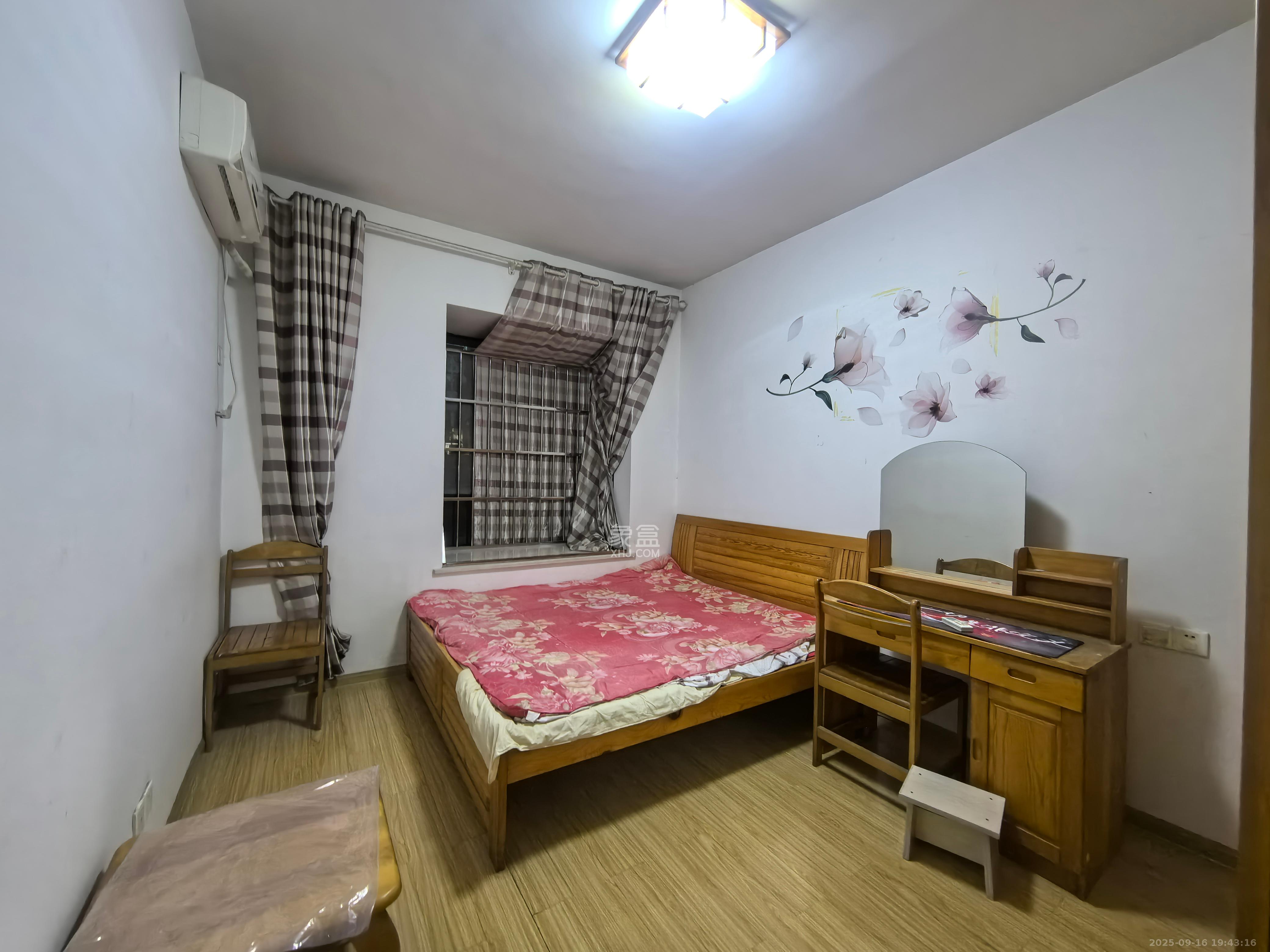 凯姆国际  2室2厅1卫    1800.0元/月室内图