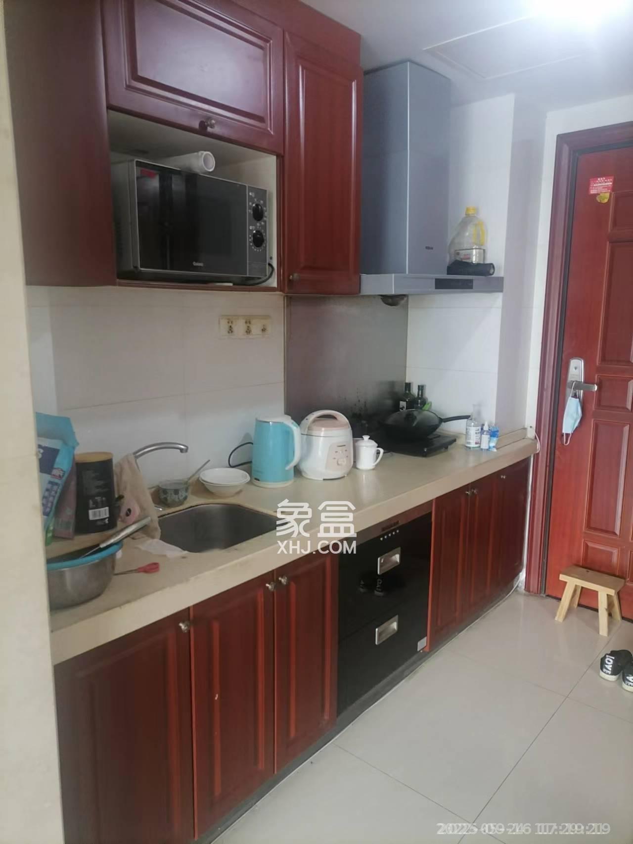 恒大华府  1室1厅0卫    1200.0元/月室内图