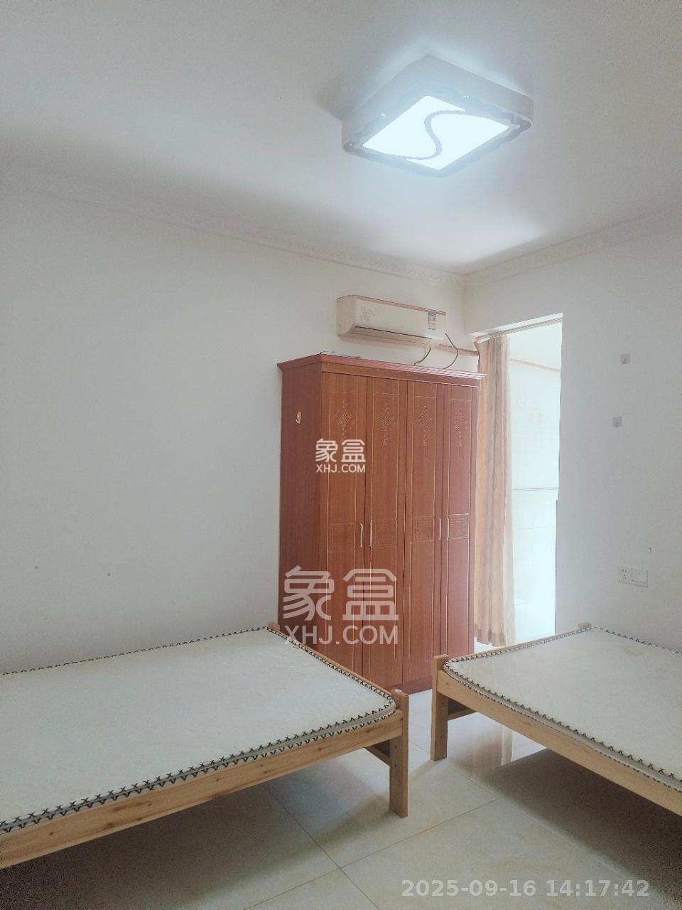 奥莱名邸 3室2厅1卫 1800.0元/月 奥莱名邸 3室2厅1卫 1800.0元/月室内图