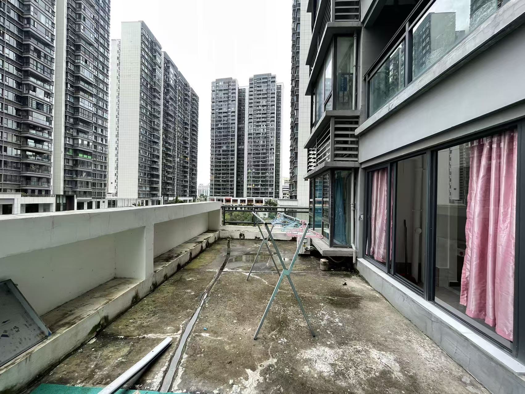 坡博家园四区 3室2厅1卫 2700.0元/月 坡博家园四区 3室2厅1卫 2700.0元/月室内图