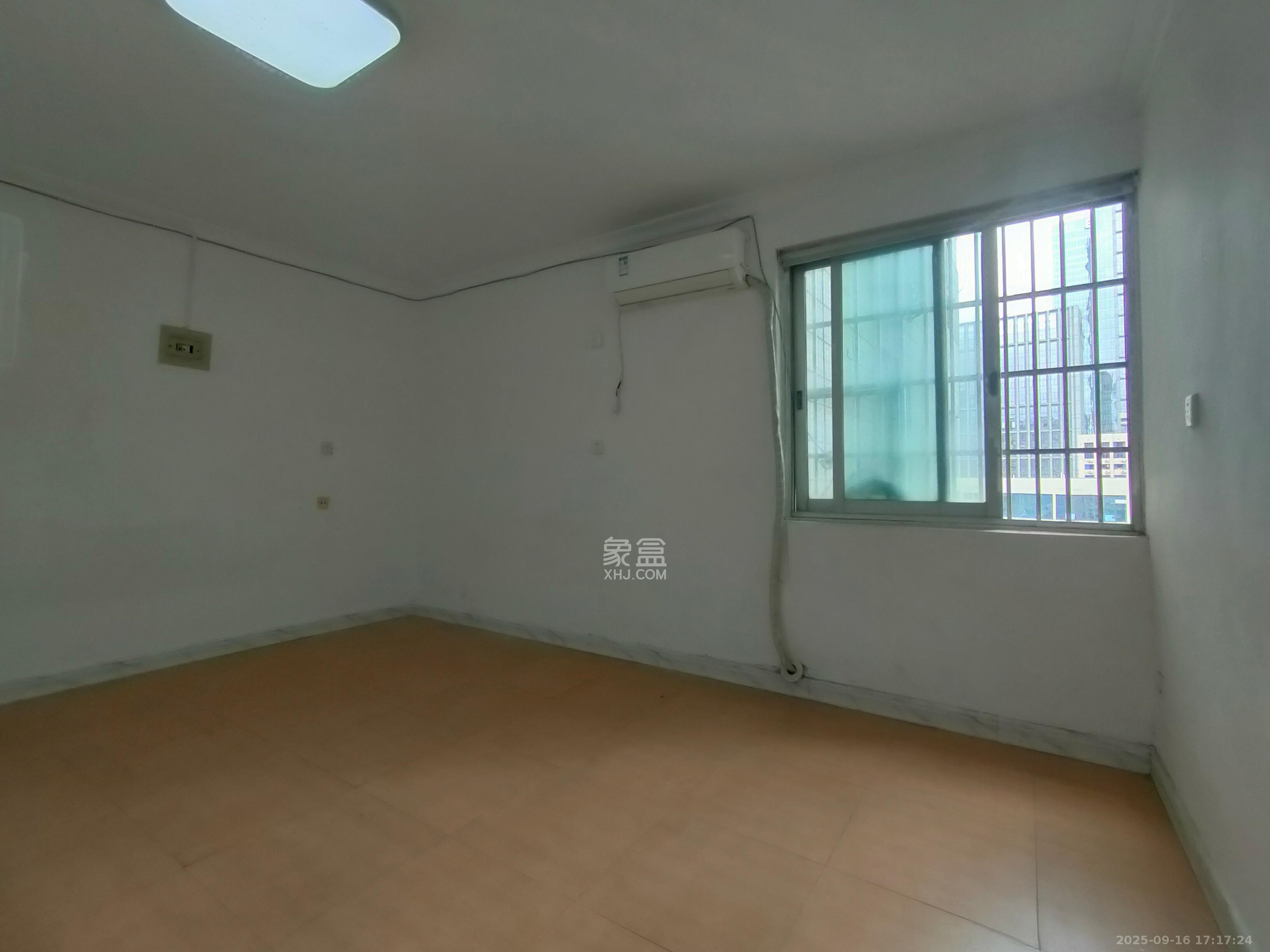 海东青大厦 5室1厅1卫 3200.0元/月 海东青大厦 5室1厅1卫 3200.0元/月室内图