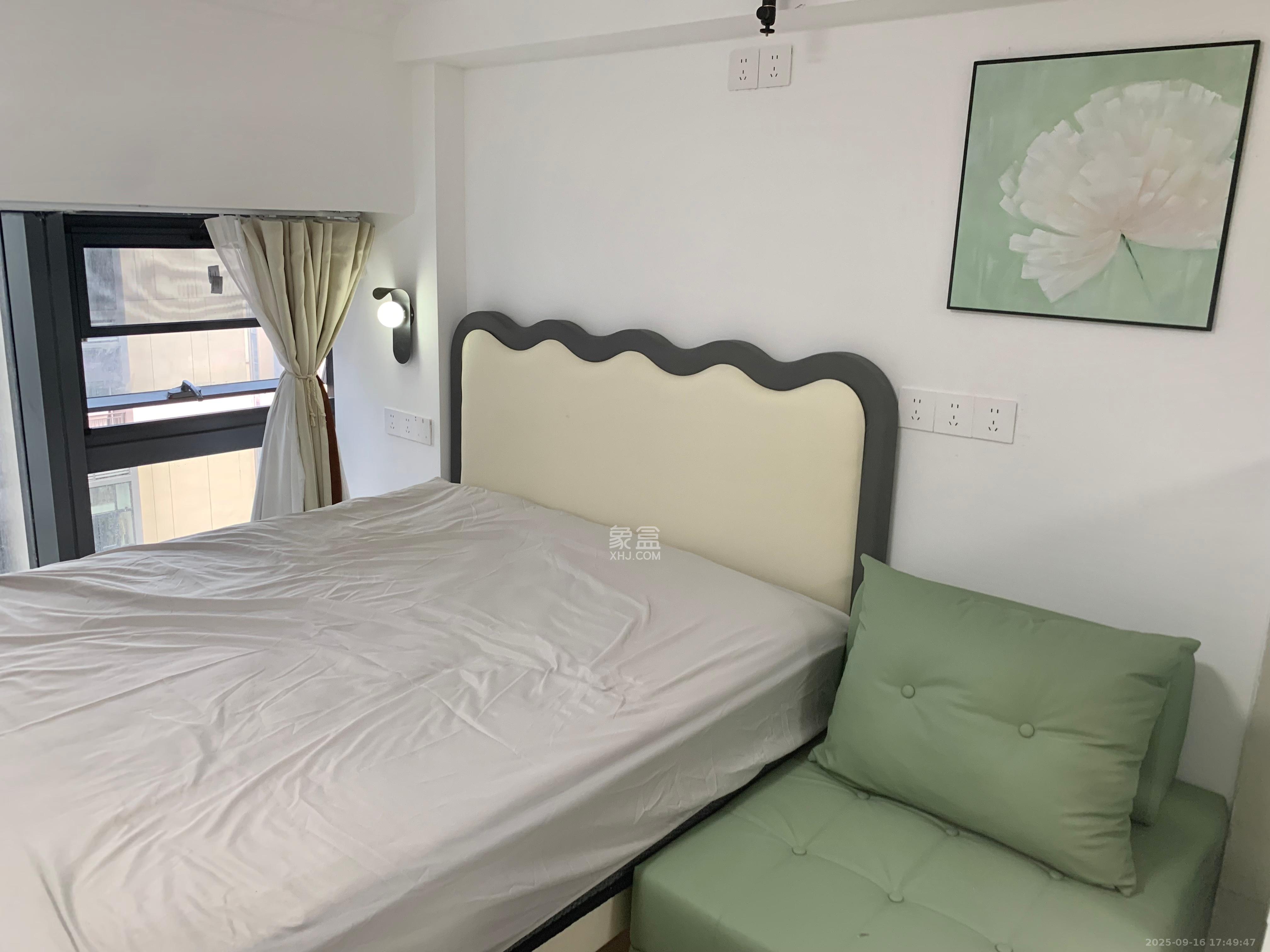 卓越中寰 1室1厅1卫 1550.0元/月 卓越中寰 1室1厅1卫 1550.0元/月室内图