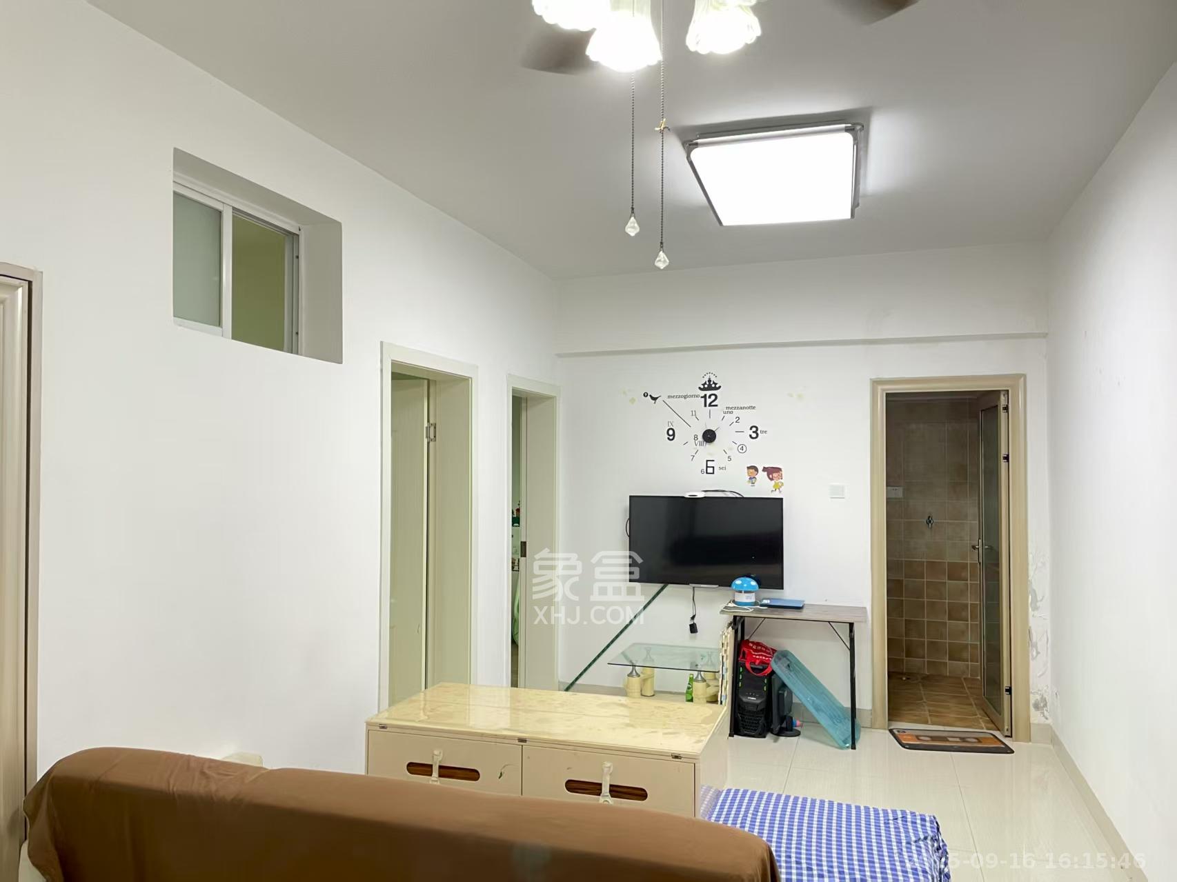 大桥四区 3室2厅1卫 1300.0元/月 大桥四区 3室2厅1卫 1300.0元/月室内图