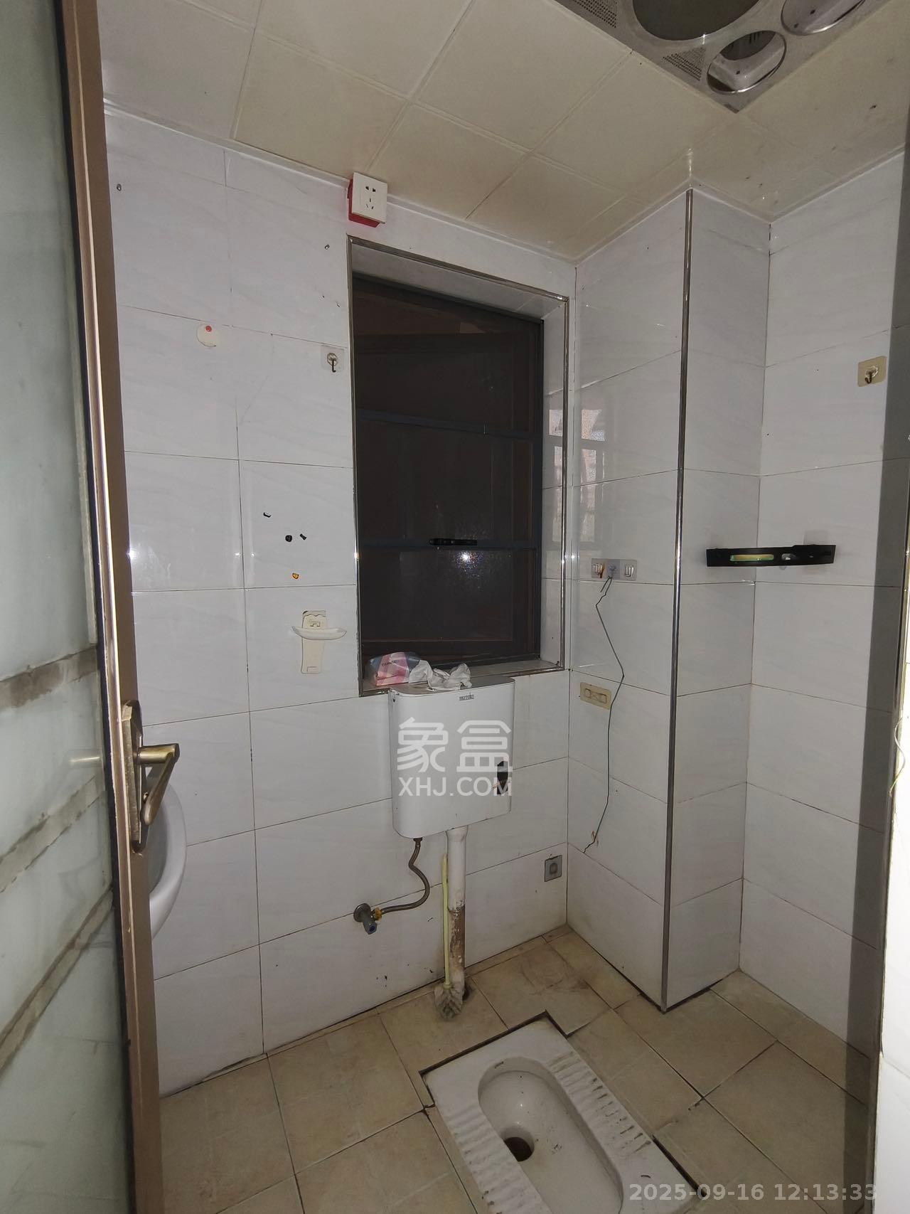 紫御江山  2室2厅1卫    1500.0元/月室内图