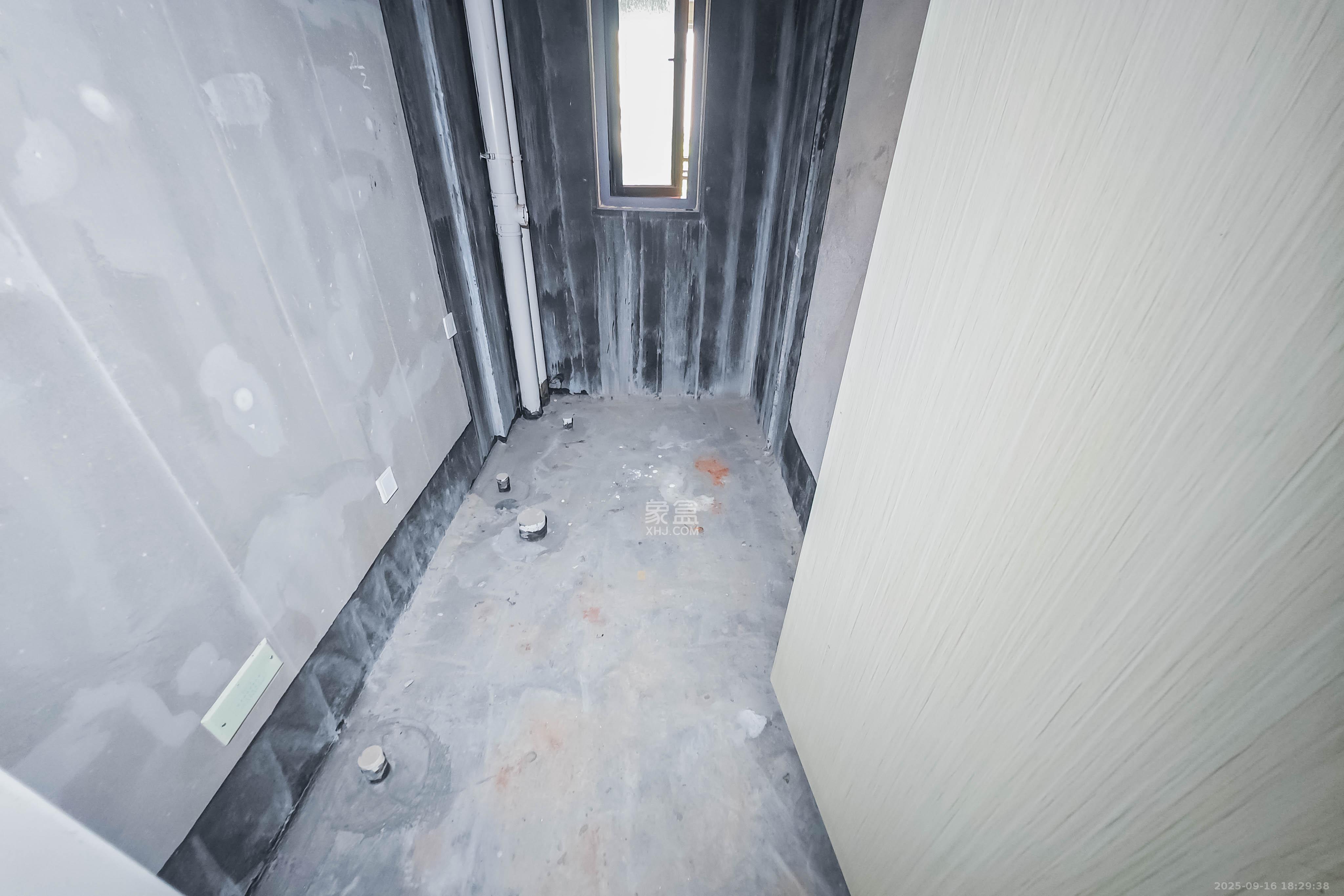 中天星耀城 3室2厅1卫 106.0万 中天星耀城 3室2厅1卫 106.0万其他