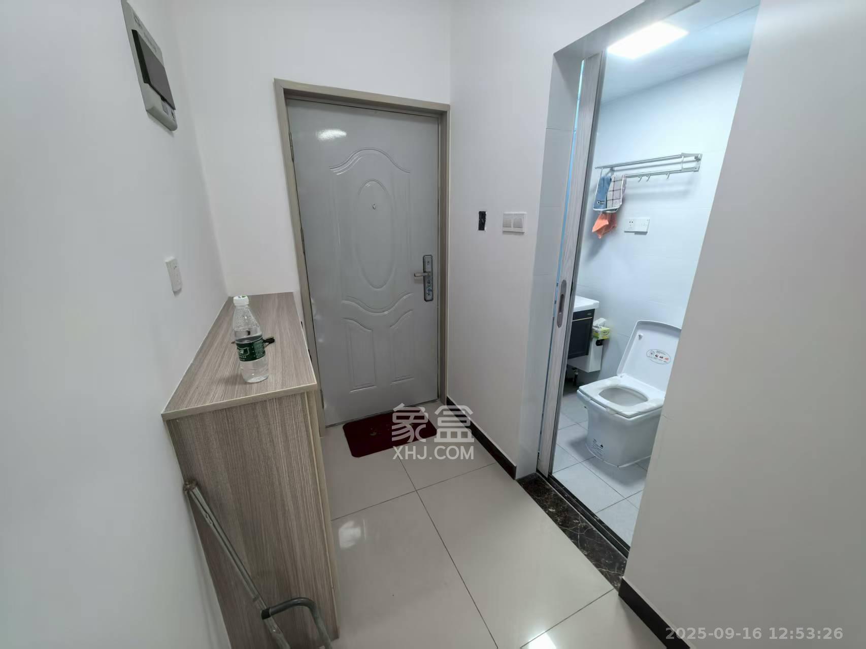 怡海星城  1室1厅1卫    900.0元/月室内图