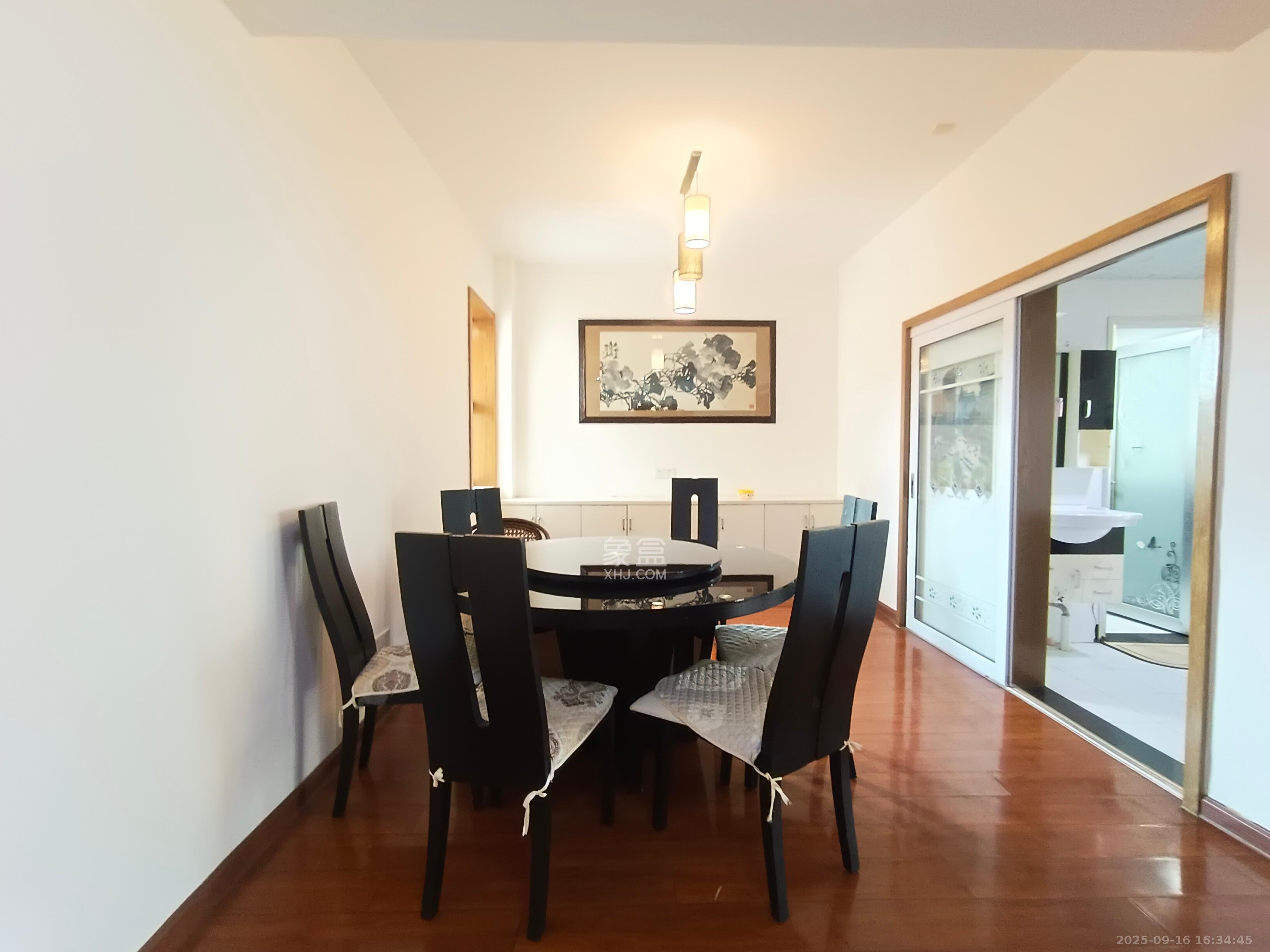 湘诚嘉园  3室2厅2卫    3000.0元/月室内图