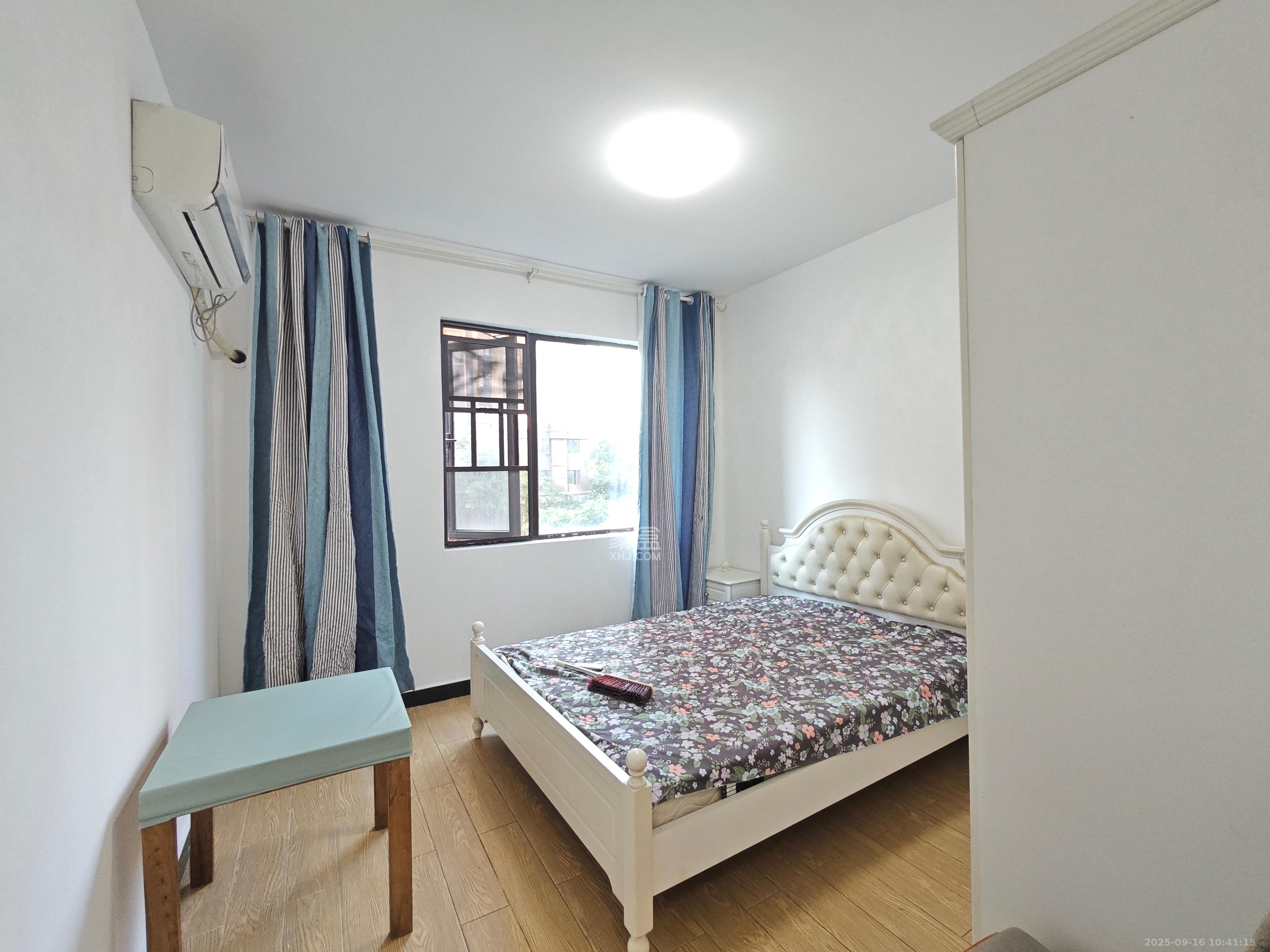 梅溪鑫苑名家  3室2厅1卫    2000.0元/月室内图