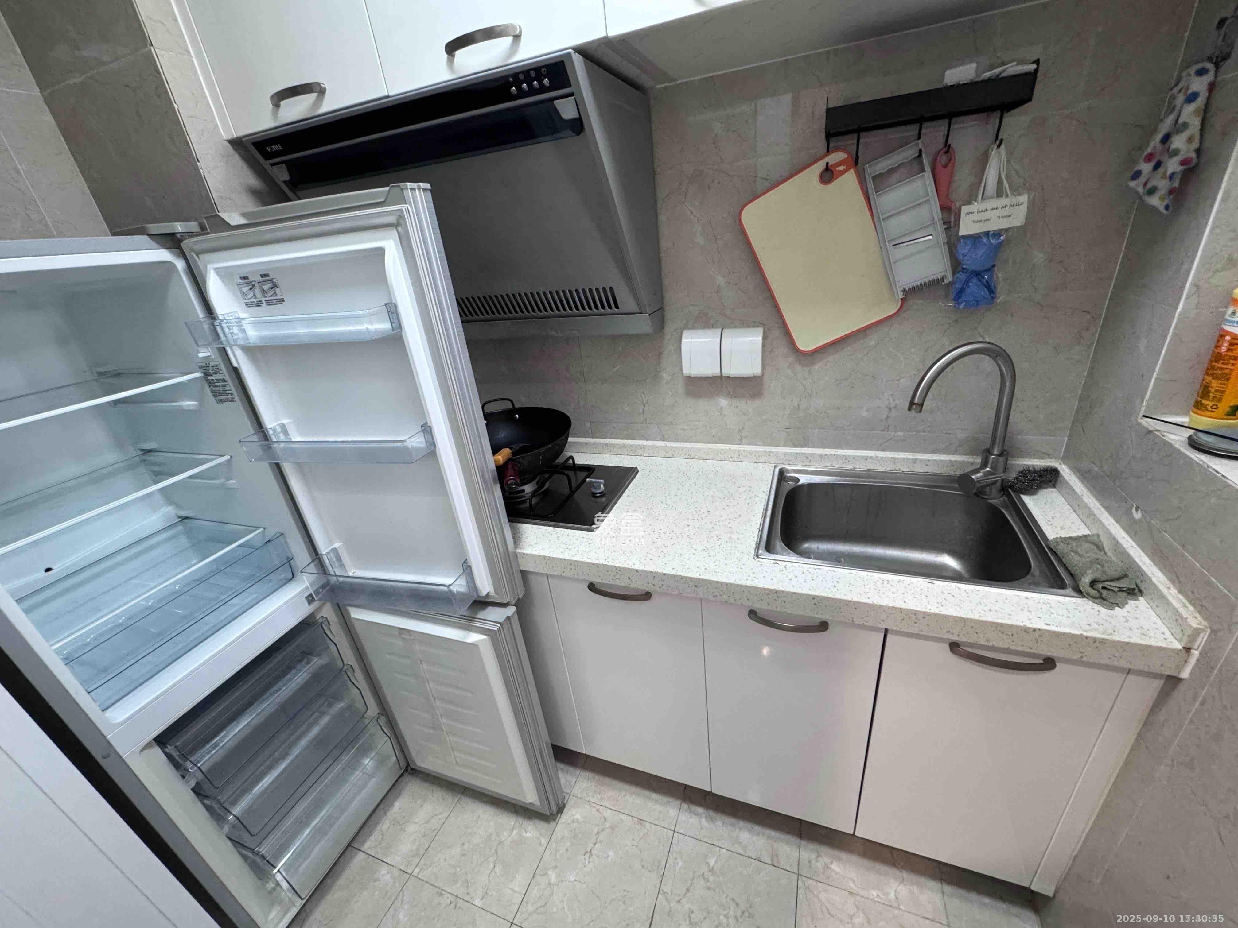 中建信和城  1室1厅1卫    1500.0元/月 中建信和城  1室1厅1卫    1500.0元/月室内图