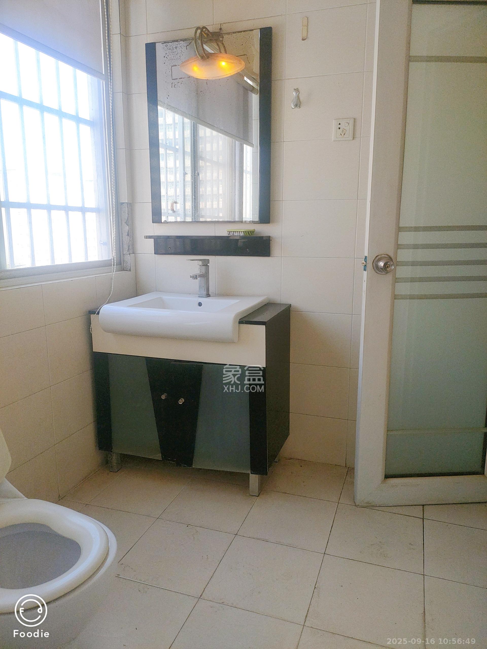 建鸿达现代城  1室0厅0卫    2800.0元/月室内图