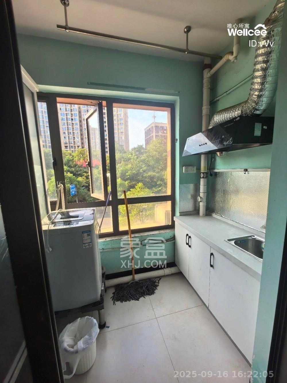 润屋美院 1室1厅1卫 1100.0元/月 润屋美院 1室1厅1卫 1100.0元/月室内图